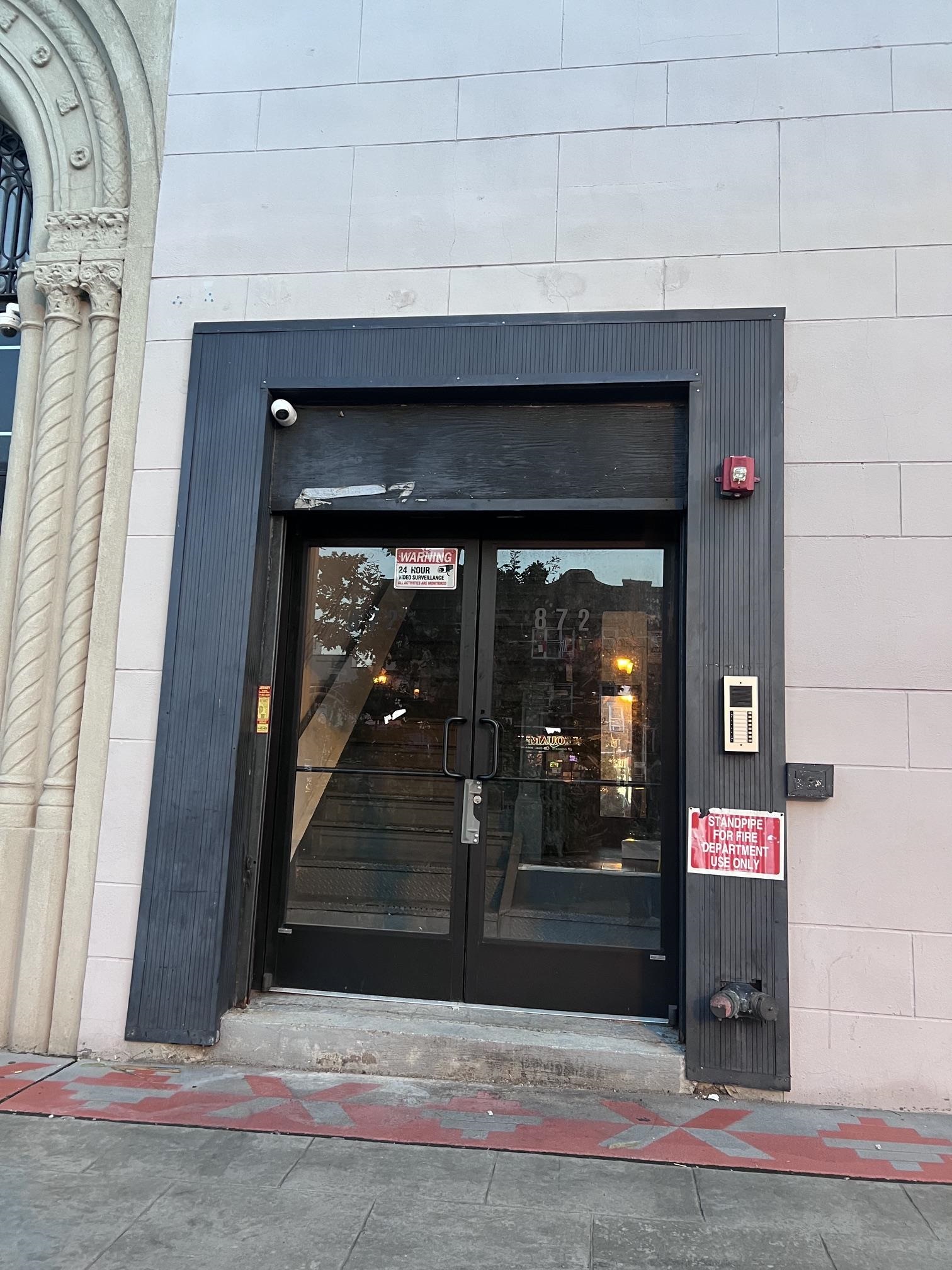872 BERGEN AVE Unit: 4