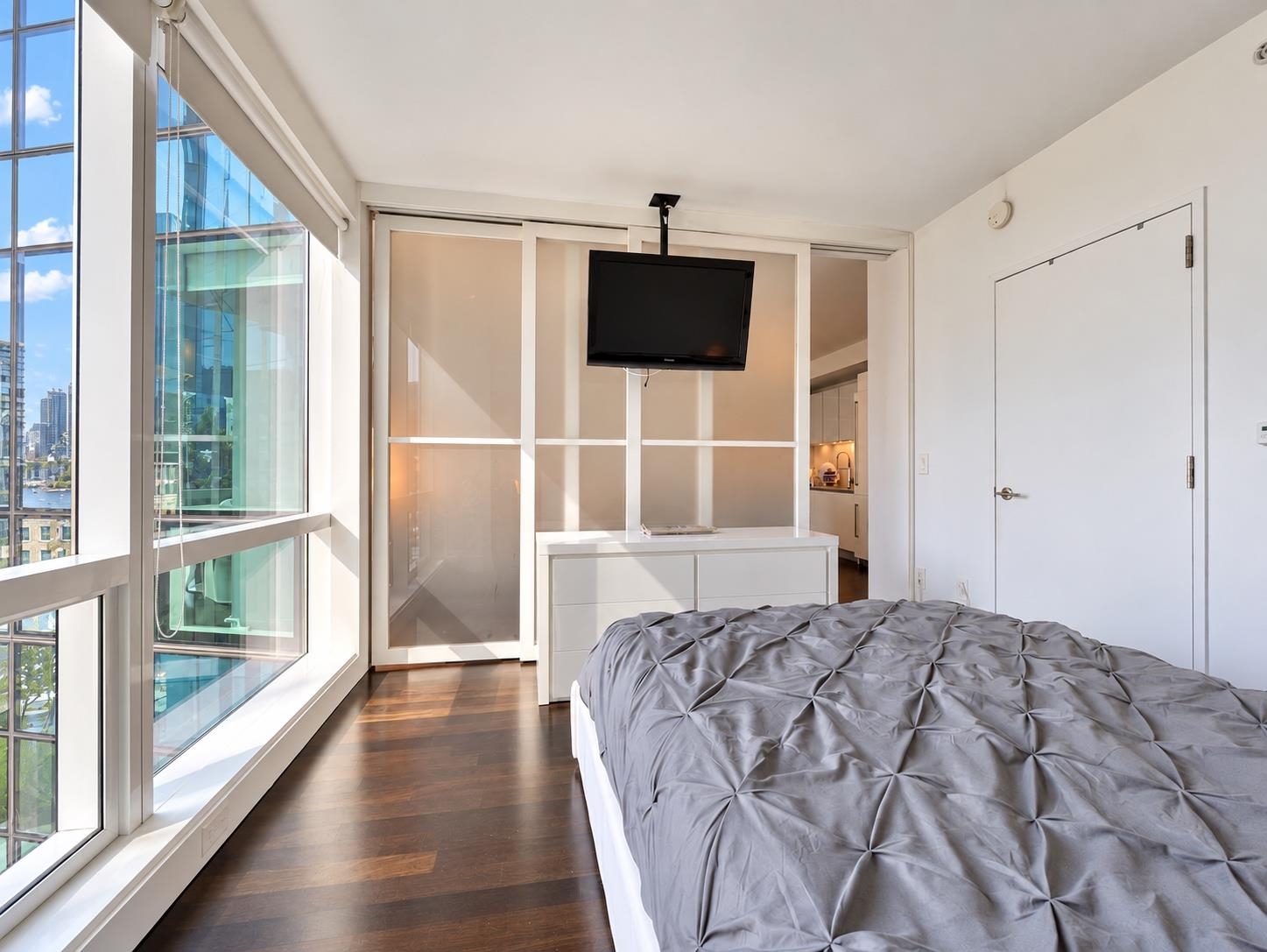 77 HUDSON ST Unit: 1204