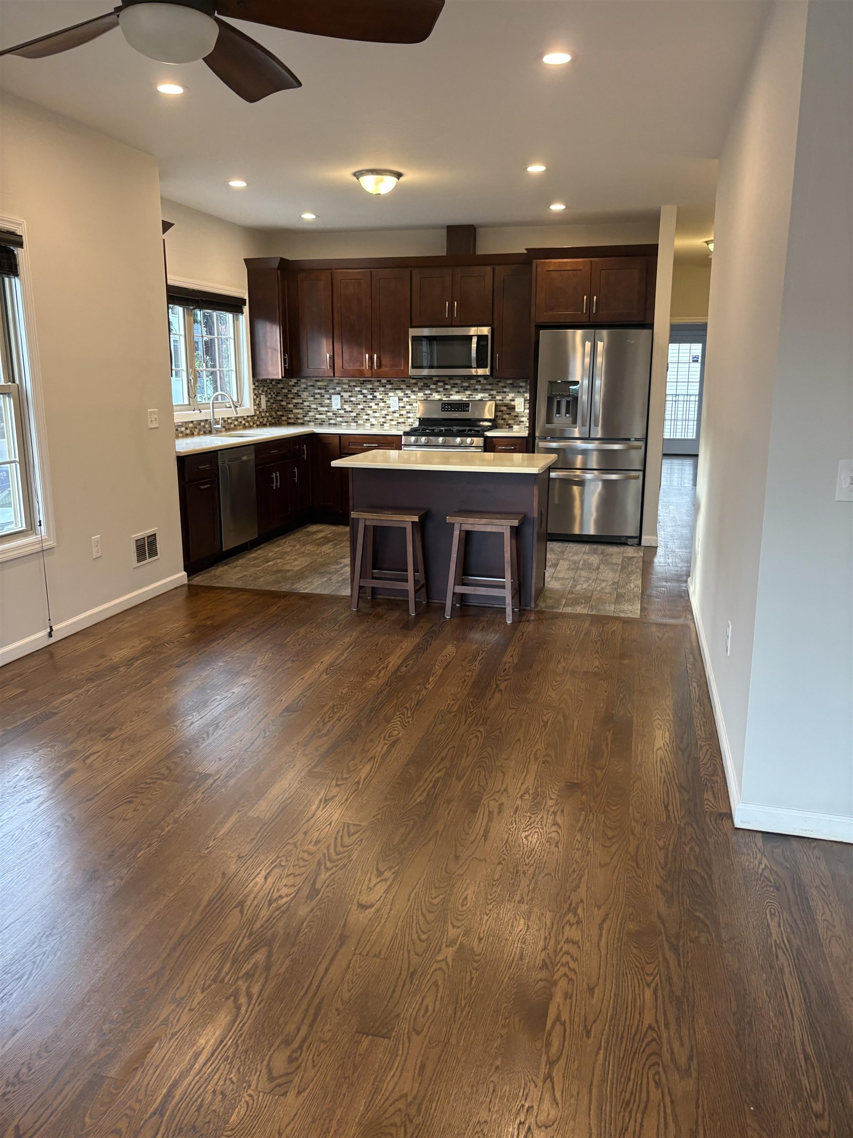 32 SOUTH ST Unit: 1