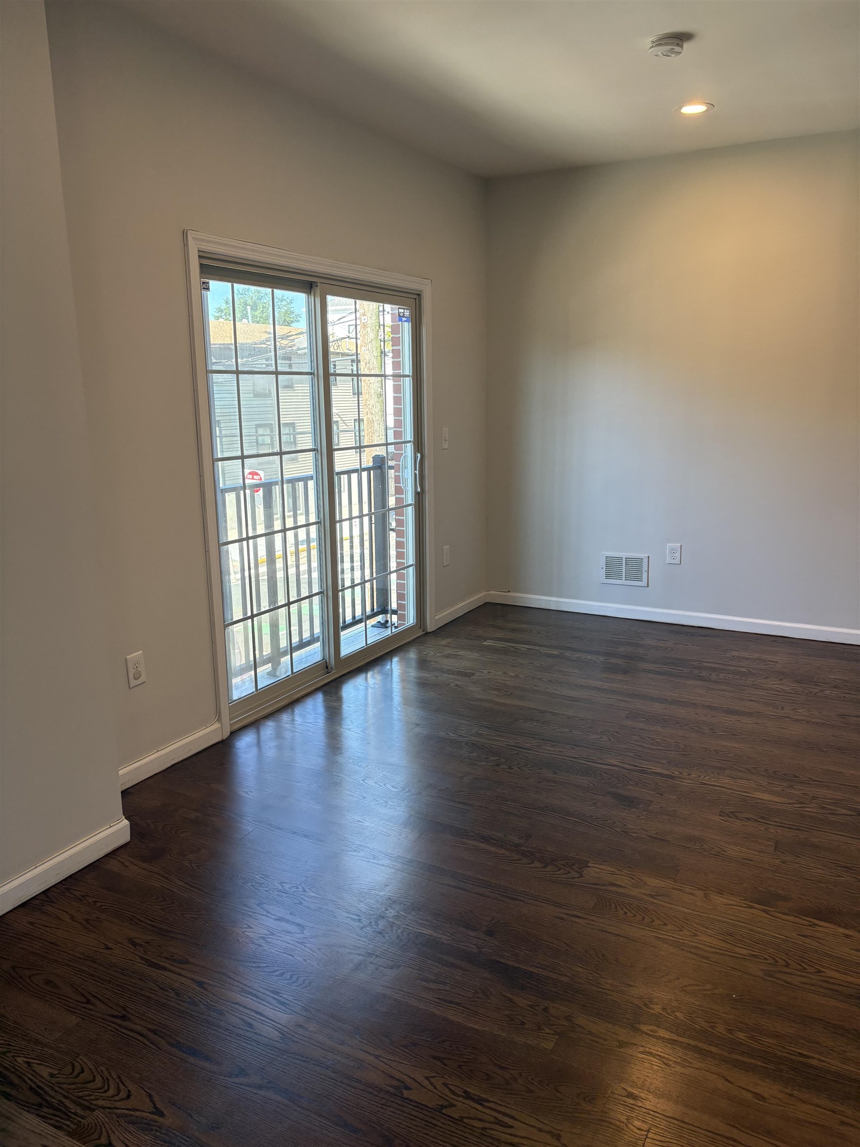 32 SOUTH ST Unit: 1