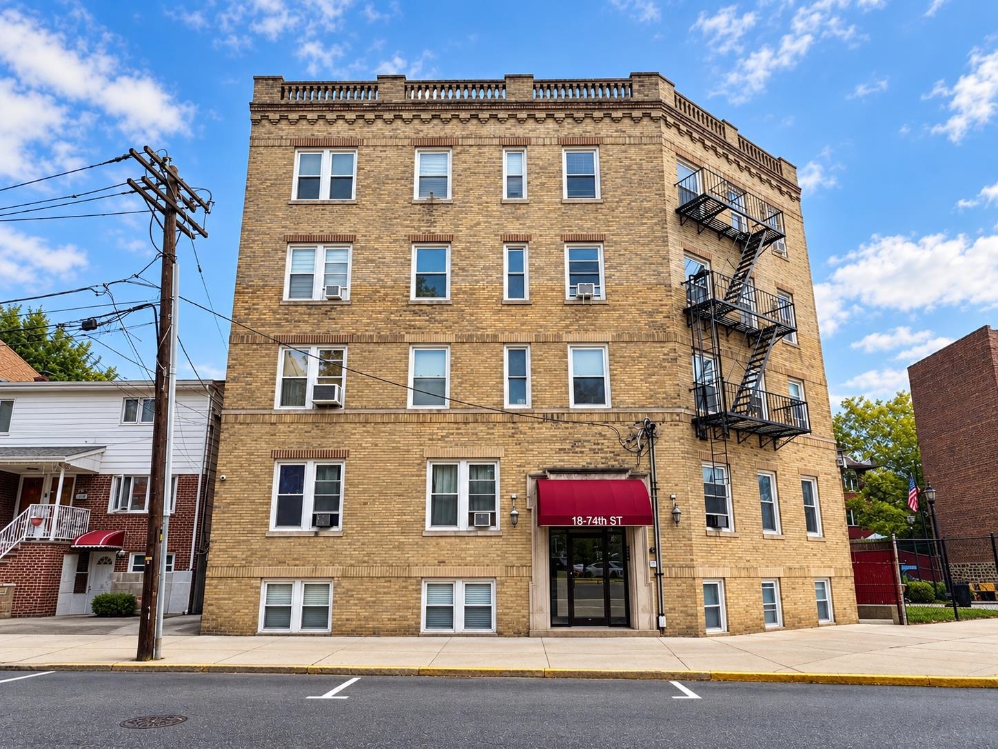 18 74TH ST Unit: #B5