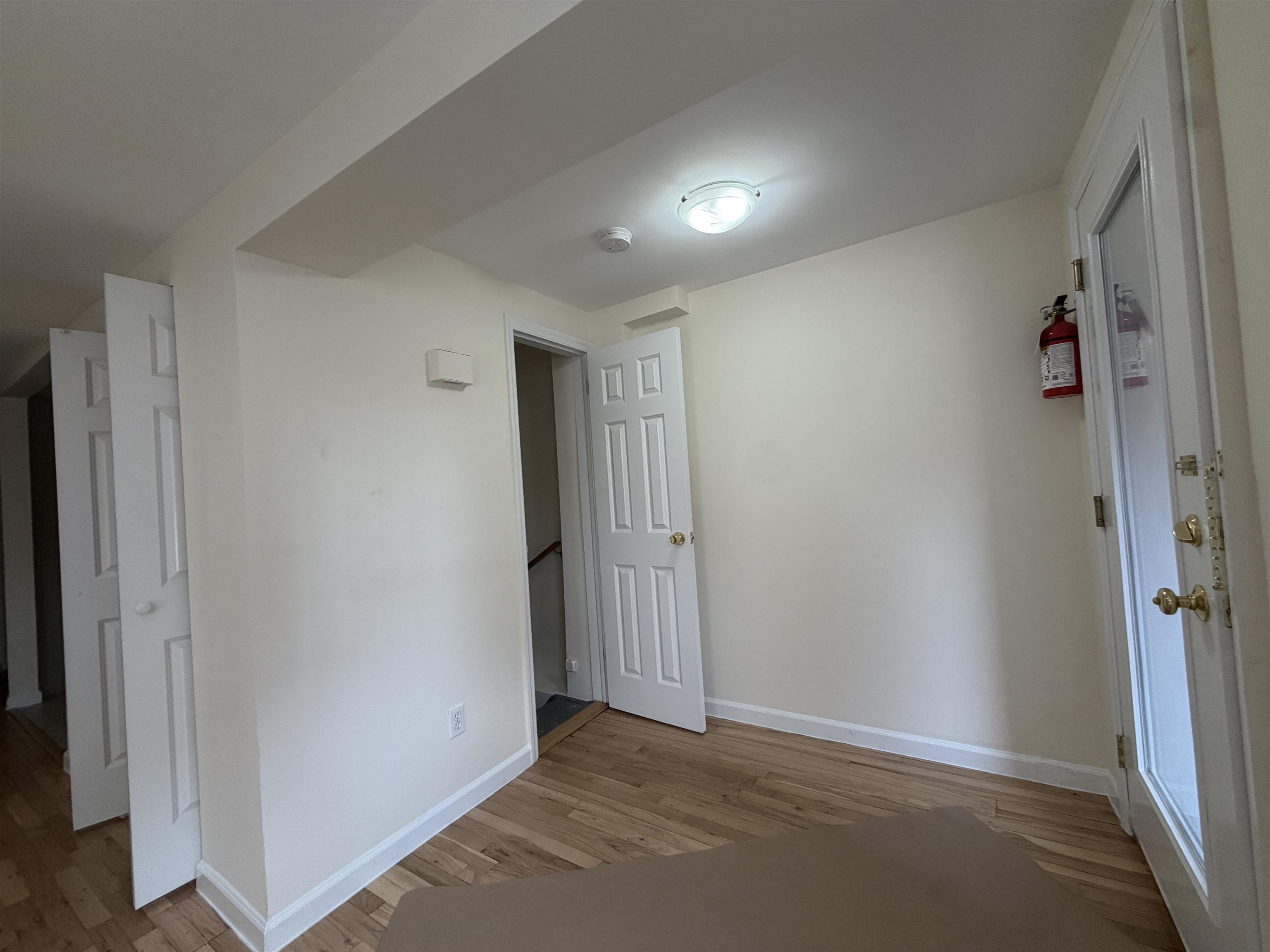 522 MANILA AVE Unit: G