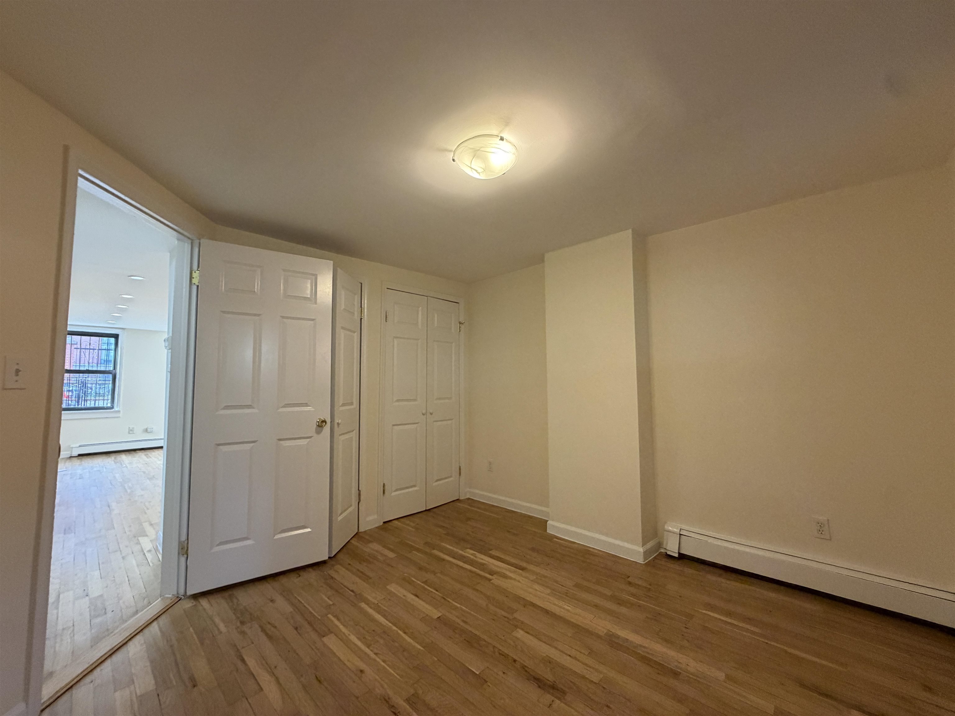 522 MANILA AVE Unit: G