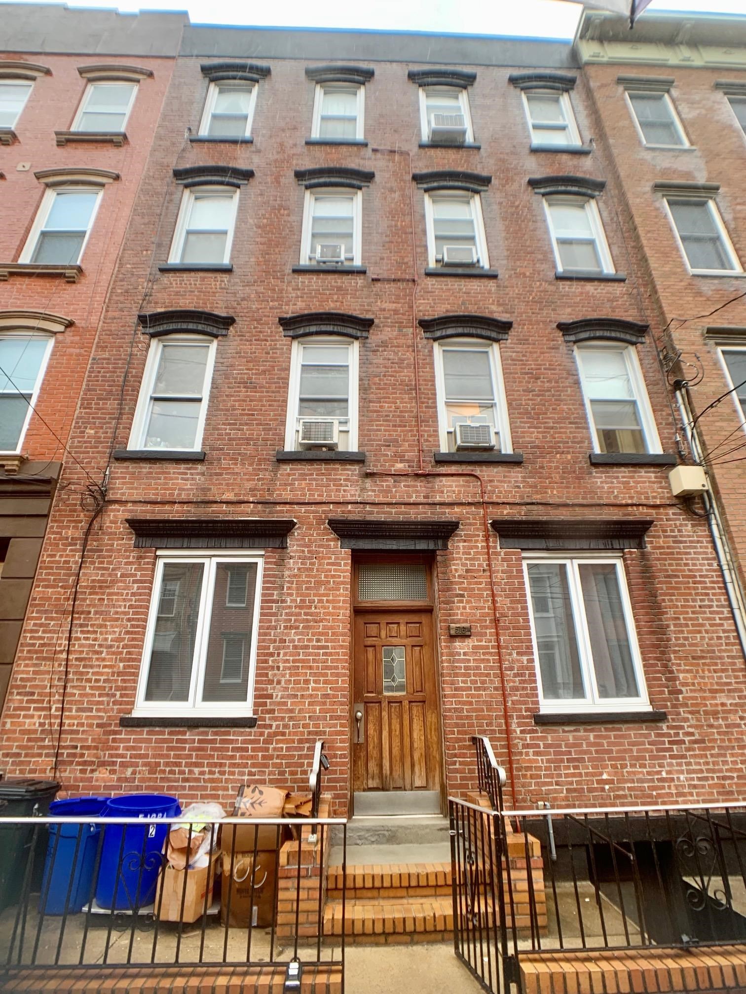 516 PARK AVE Unit: 6