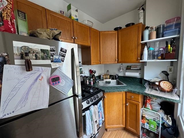 534 GARDEN ST Unit: 2