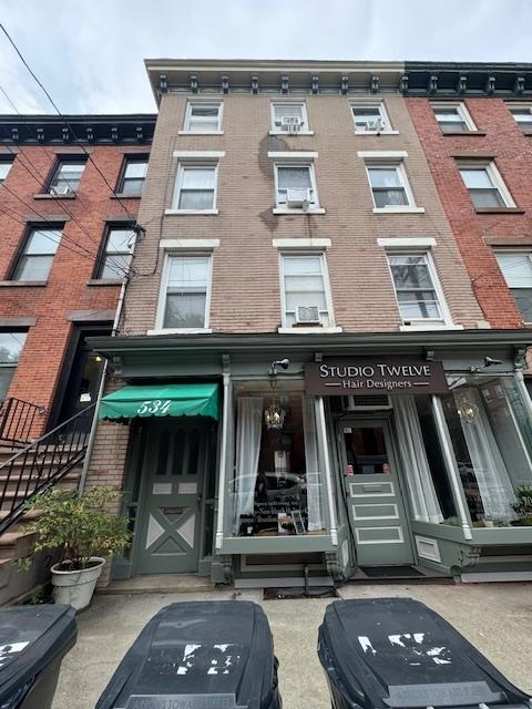 534 GARDEN ST Unit: 2