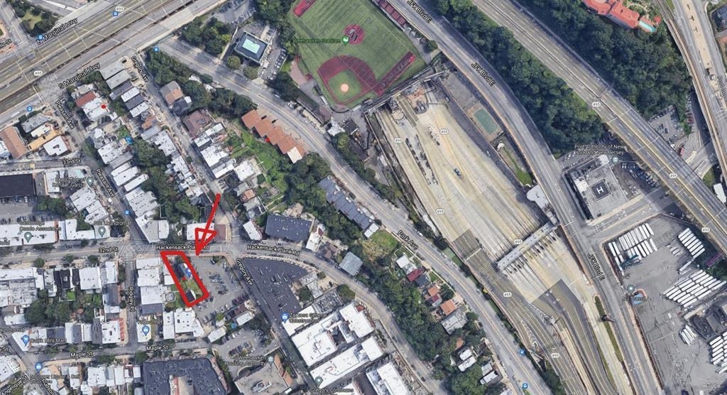 115-7 HACKENSACK PLANK RD