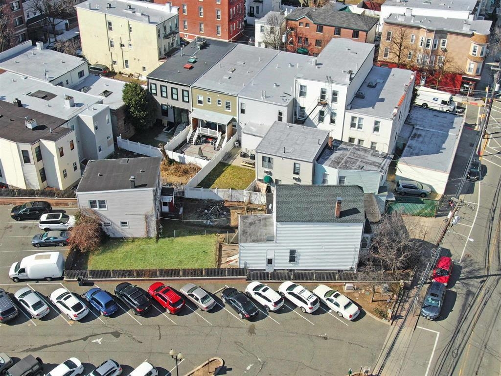 115-7 HACKENSACK PLANK RD
