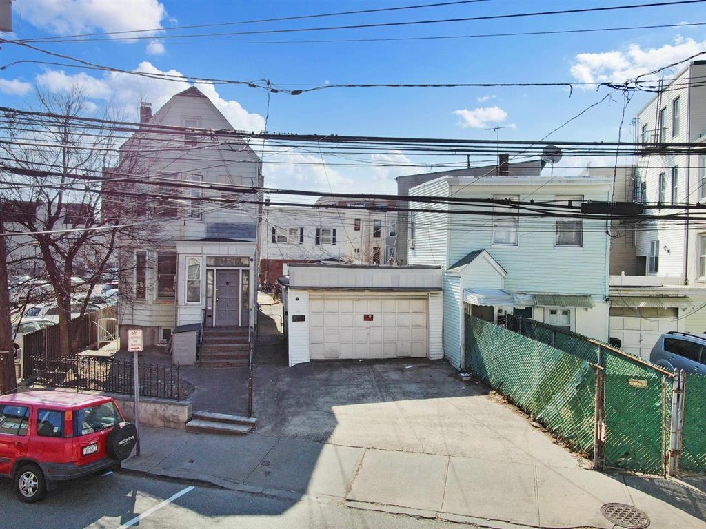 115-7 HACKENSACK PLANK RD