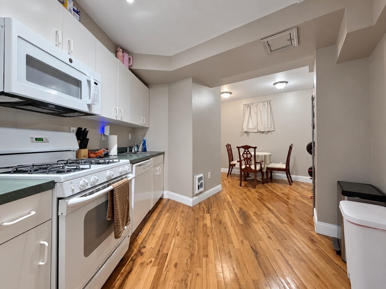 153 SIP AVE Unit: 39