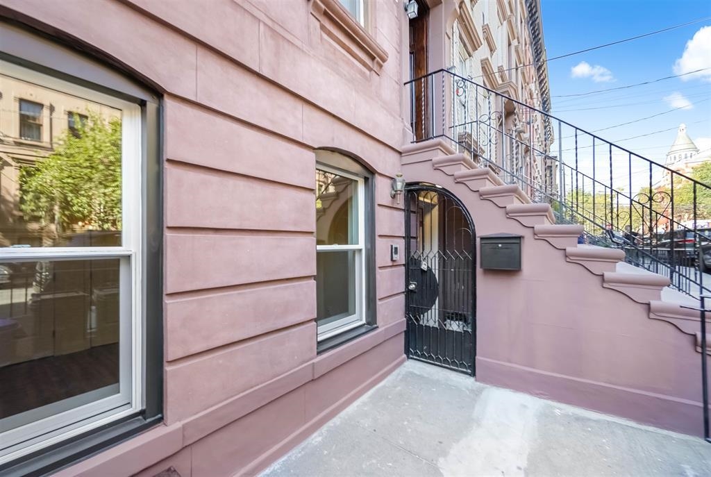 1026 BLOOMFIELD ST Unit: G