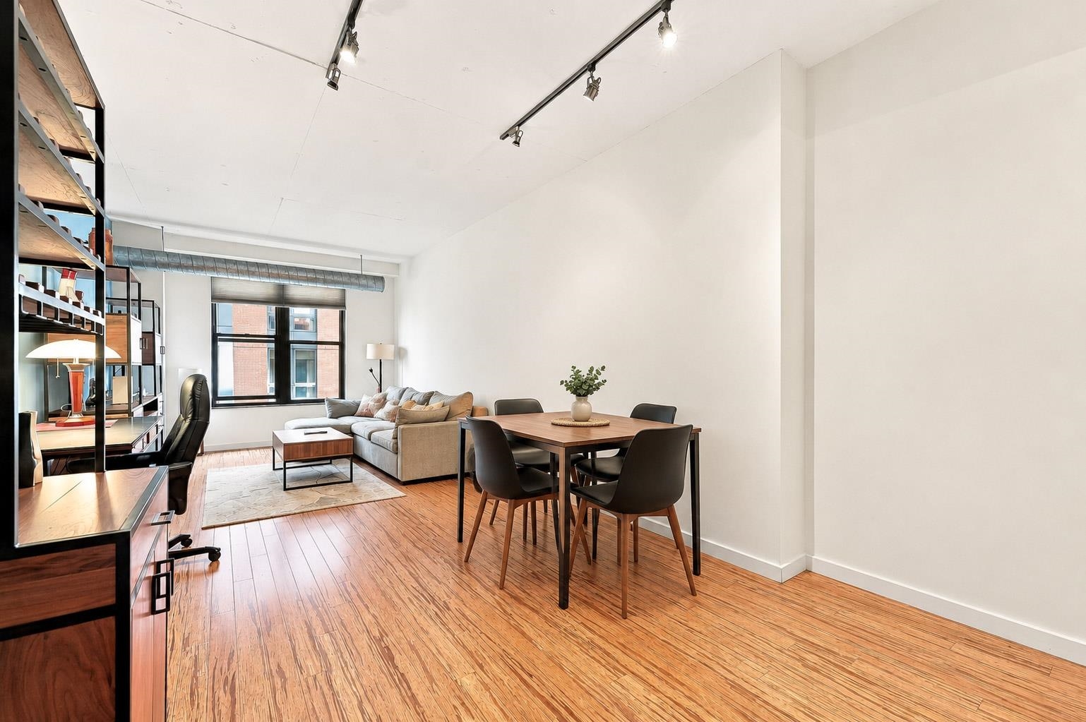 232 PAVONIA AVE Unit: 312