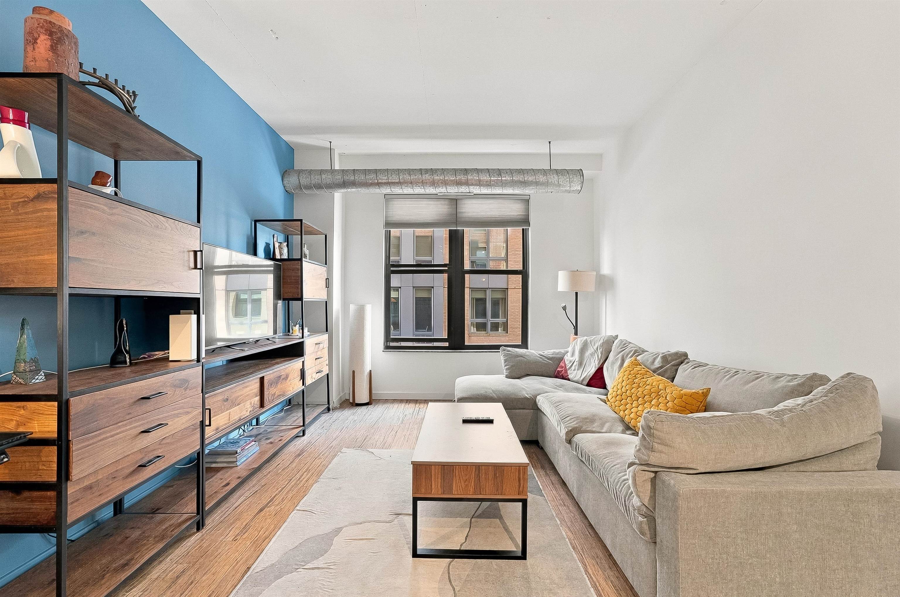 232 PAVONIA AVE Unit: 312