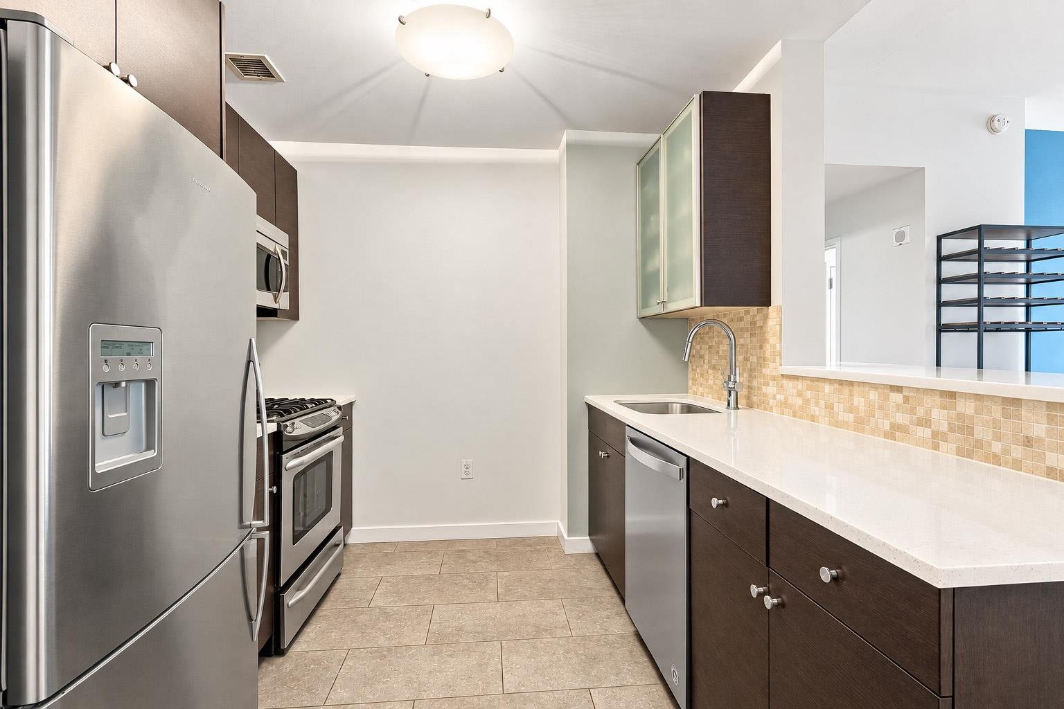 232 PAVONIA AVE Unit: 312