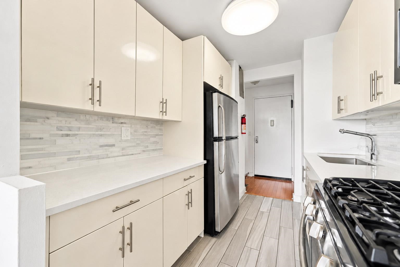 500 CENTRAL AVE Unit: 1709
