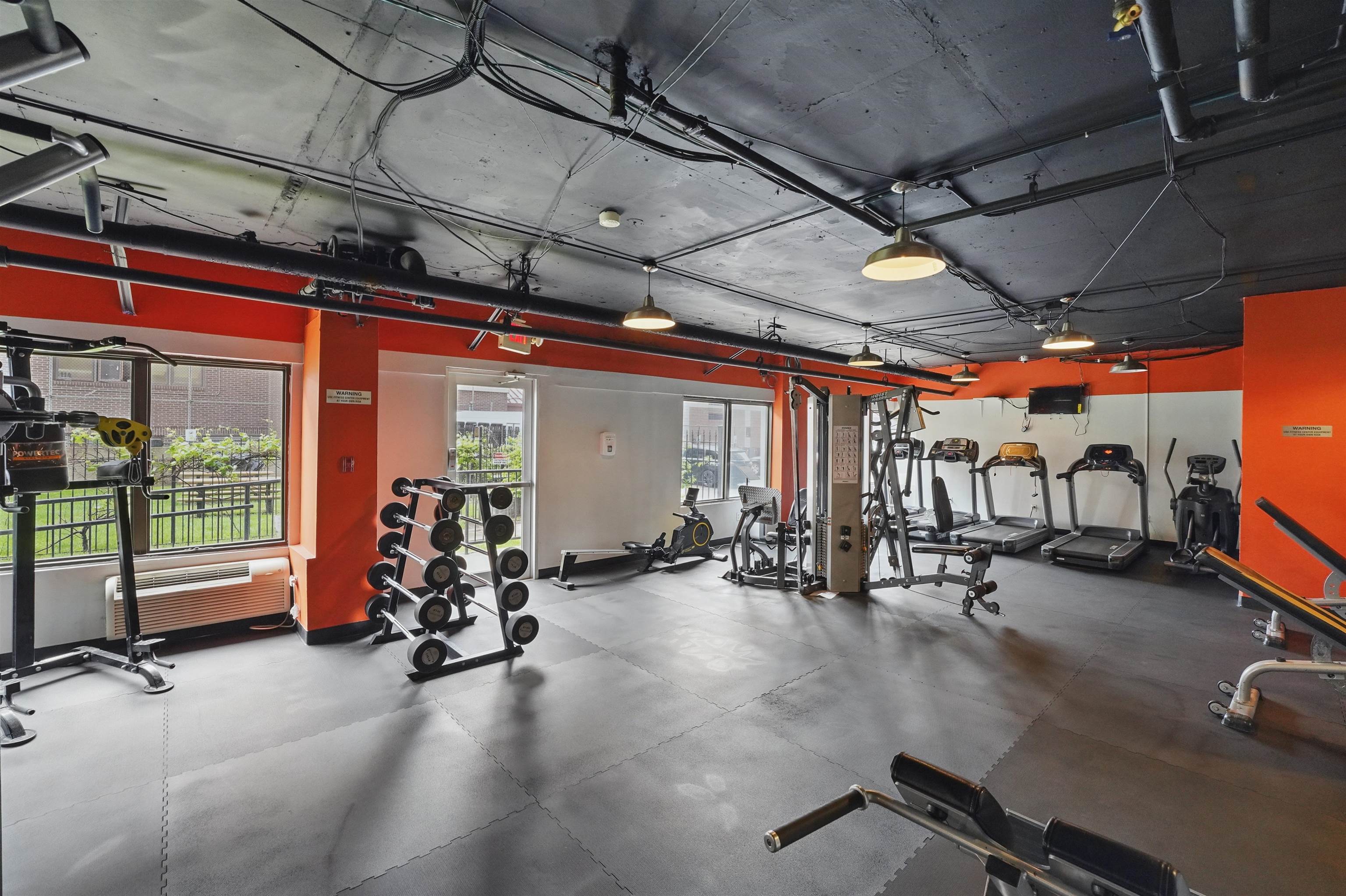 500 CENTRAL AVE Unit: 1709