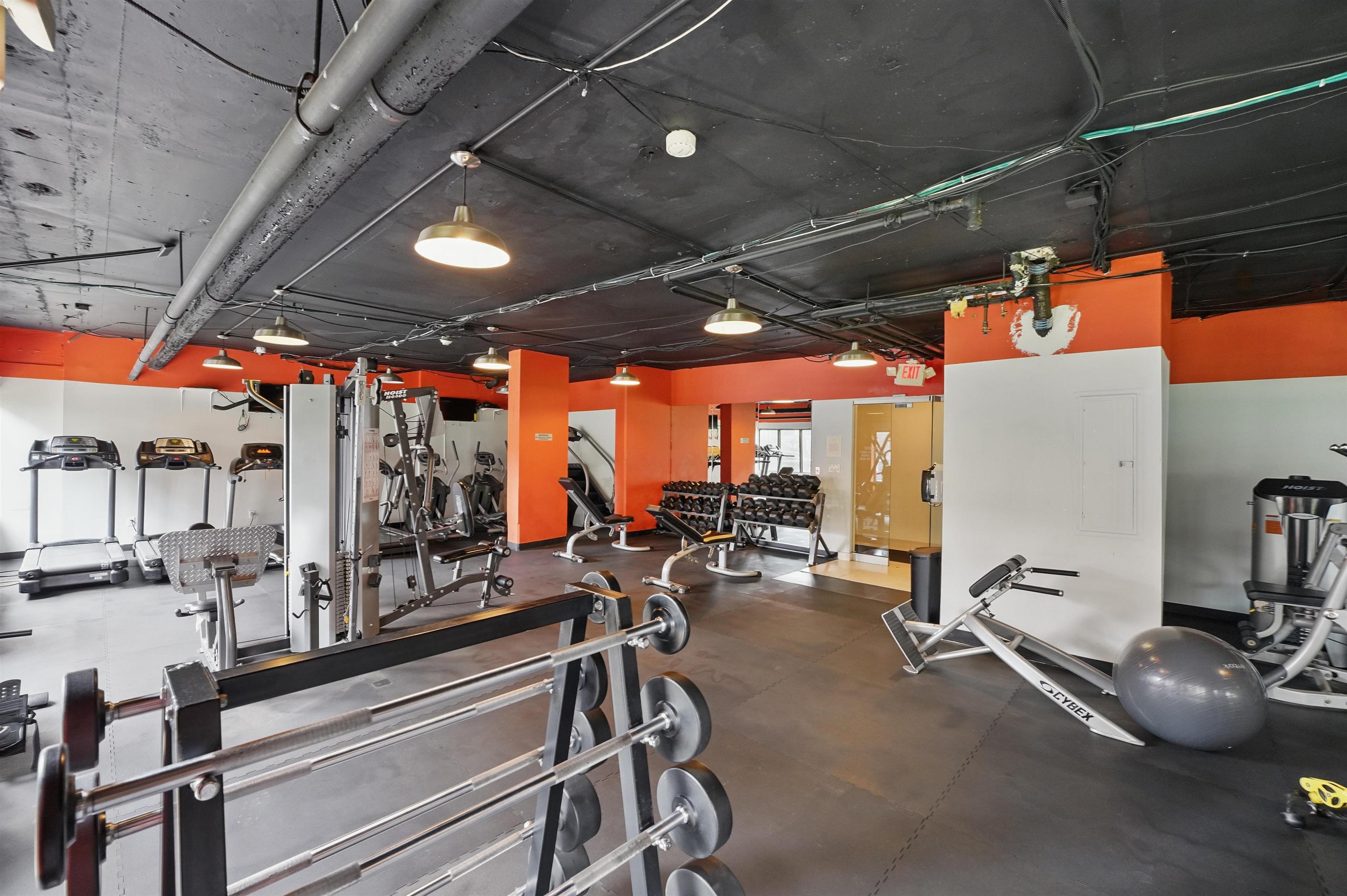 500 CENTRAL AVE Unit: 1709