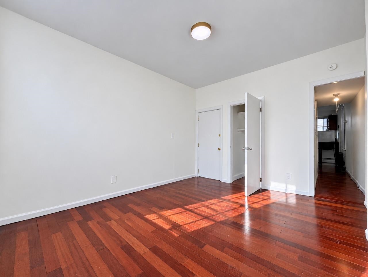 59 WEBSTER AVE Unit: 1