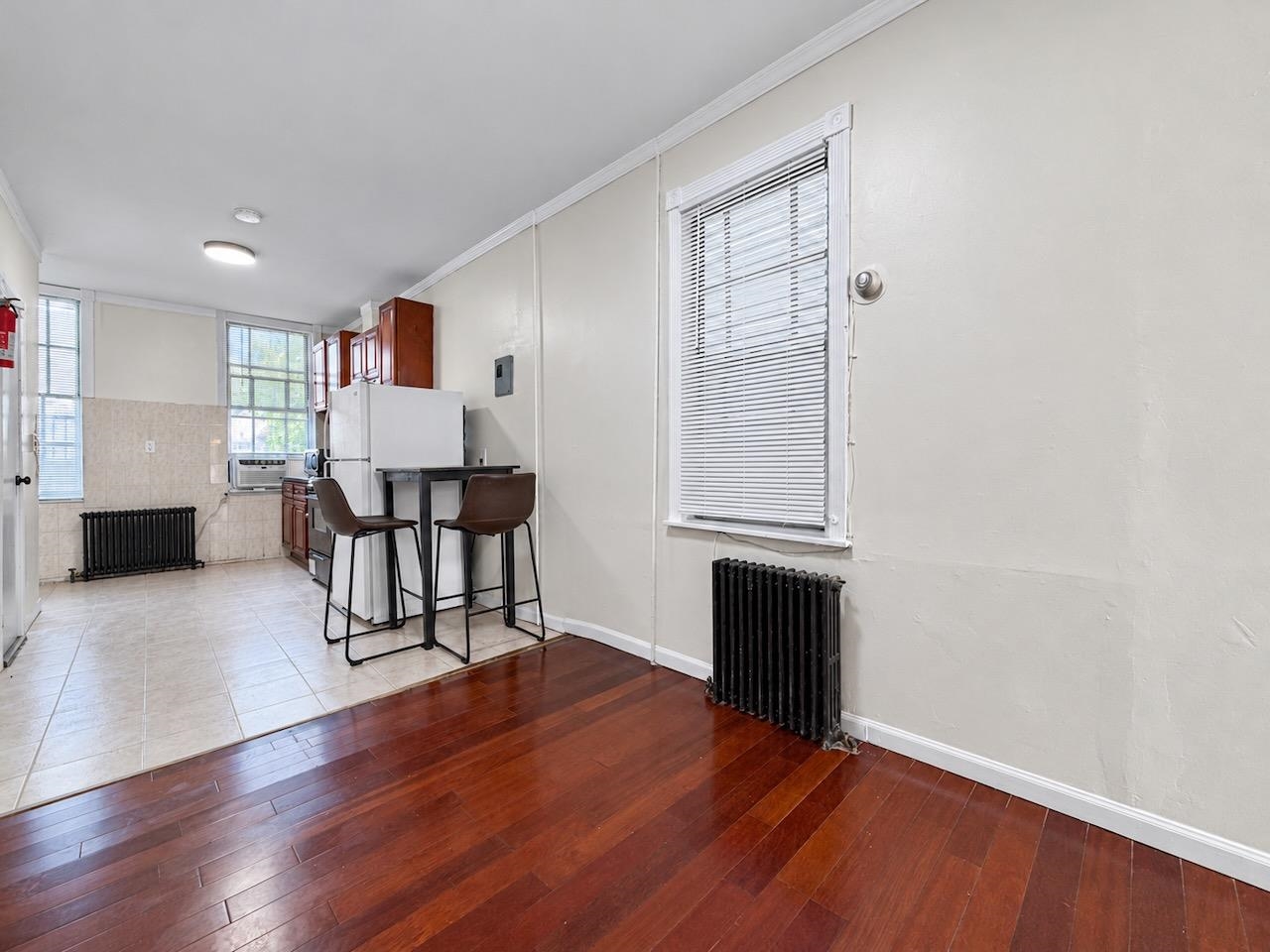 59 WEBSTER AVE Unit: 1