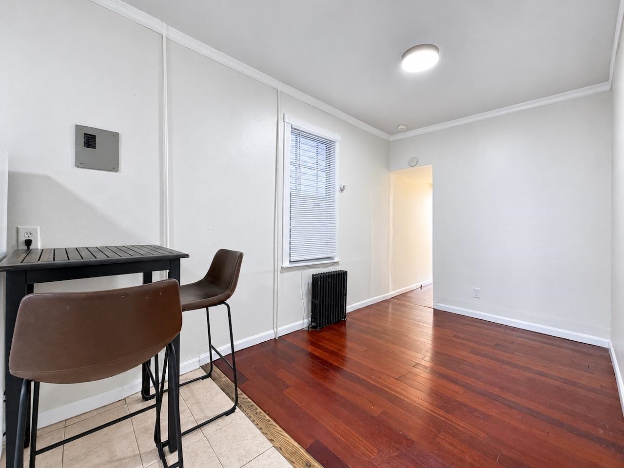 59 WEBSTER AVE Unit: 1