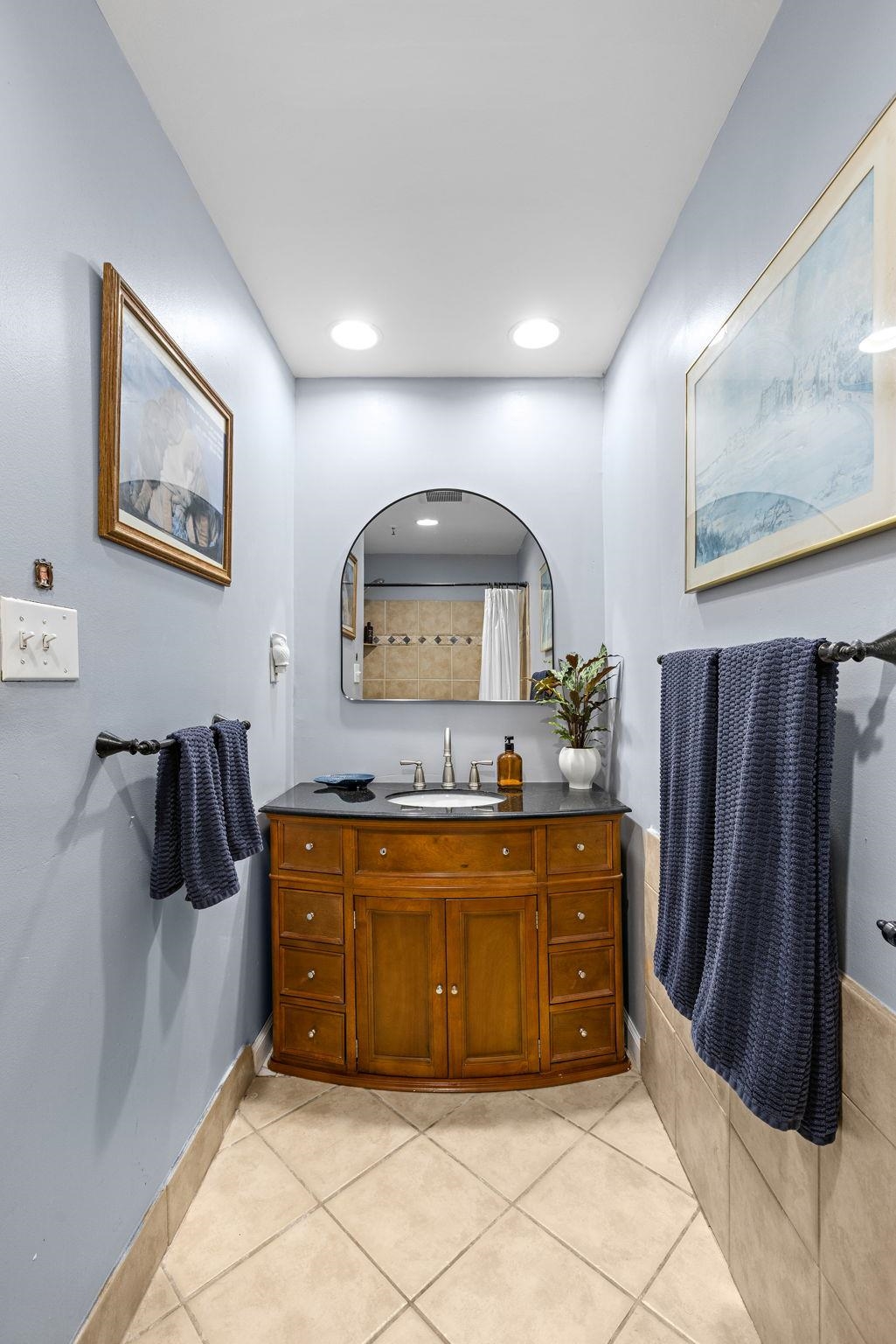 232 MONROE ST Unit: 1N