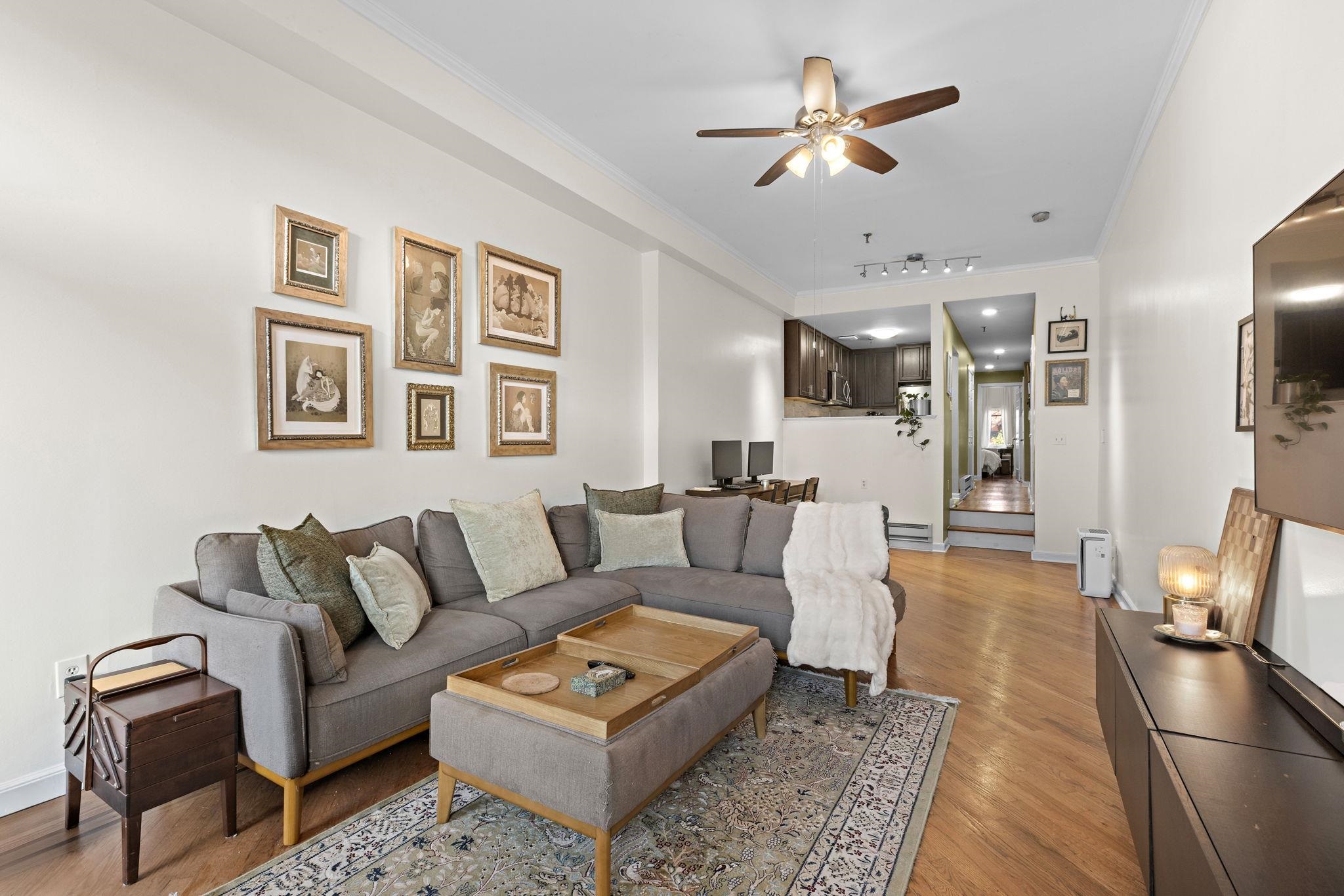 232 MONROE ST Unit: 1N