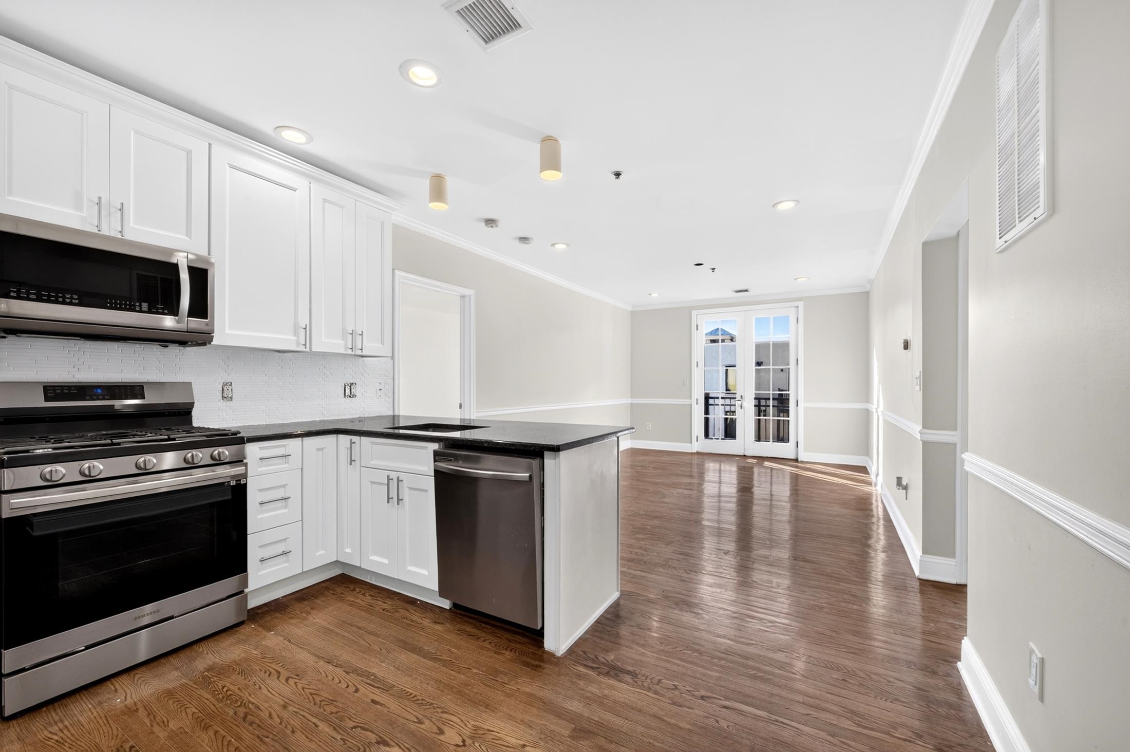 501 9TH ST Unit: 603