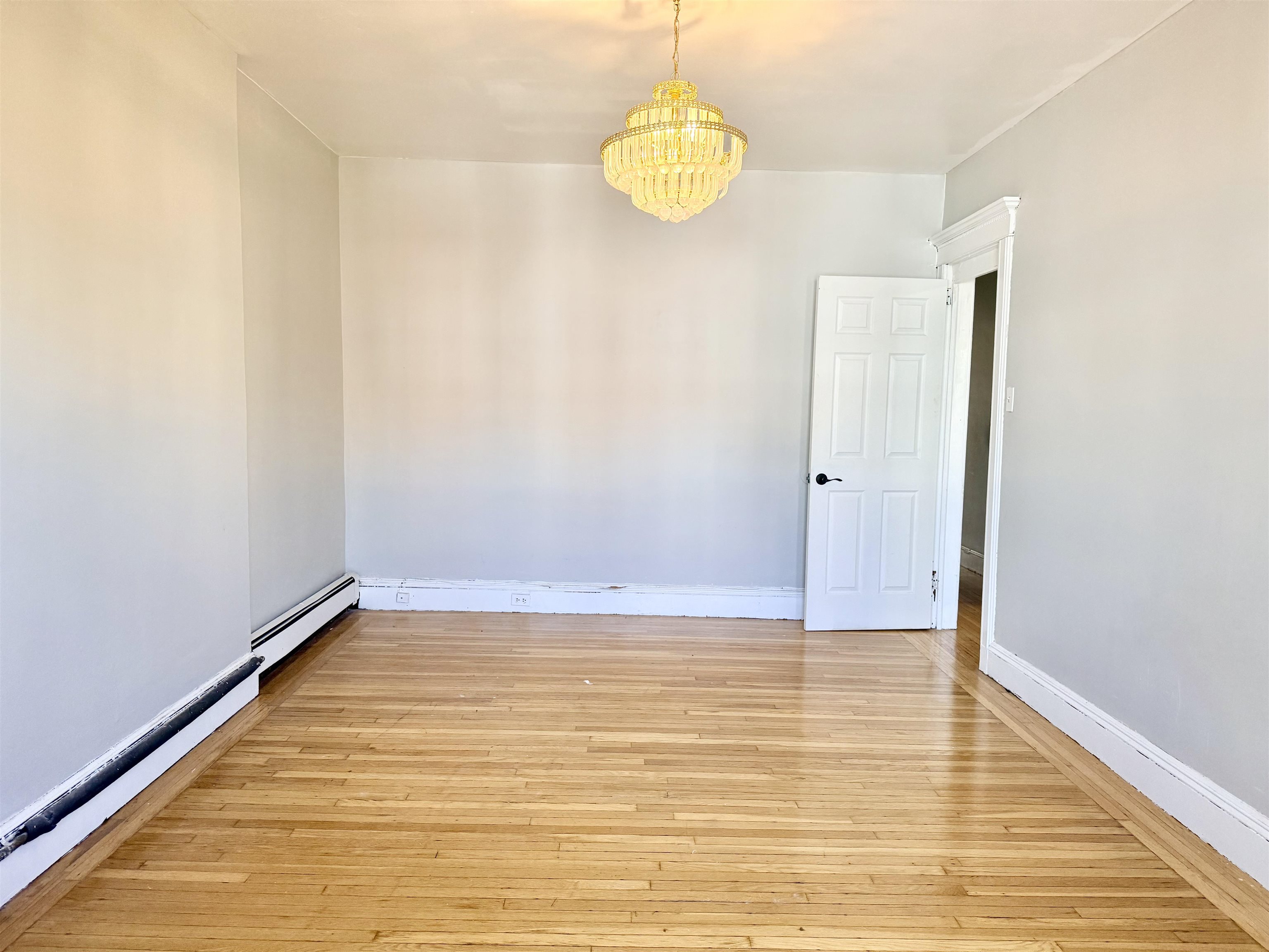 206 HIGHPOINT AVE Unit: 2