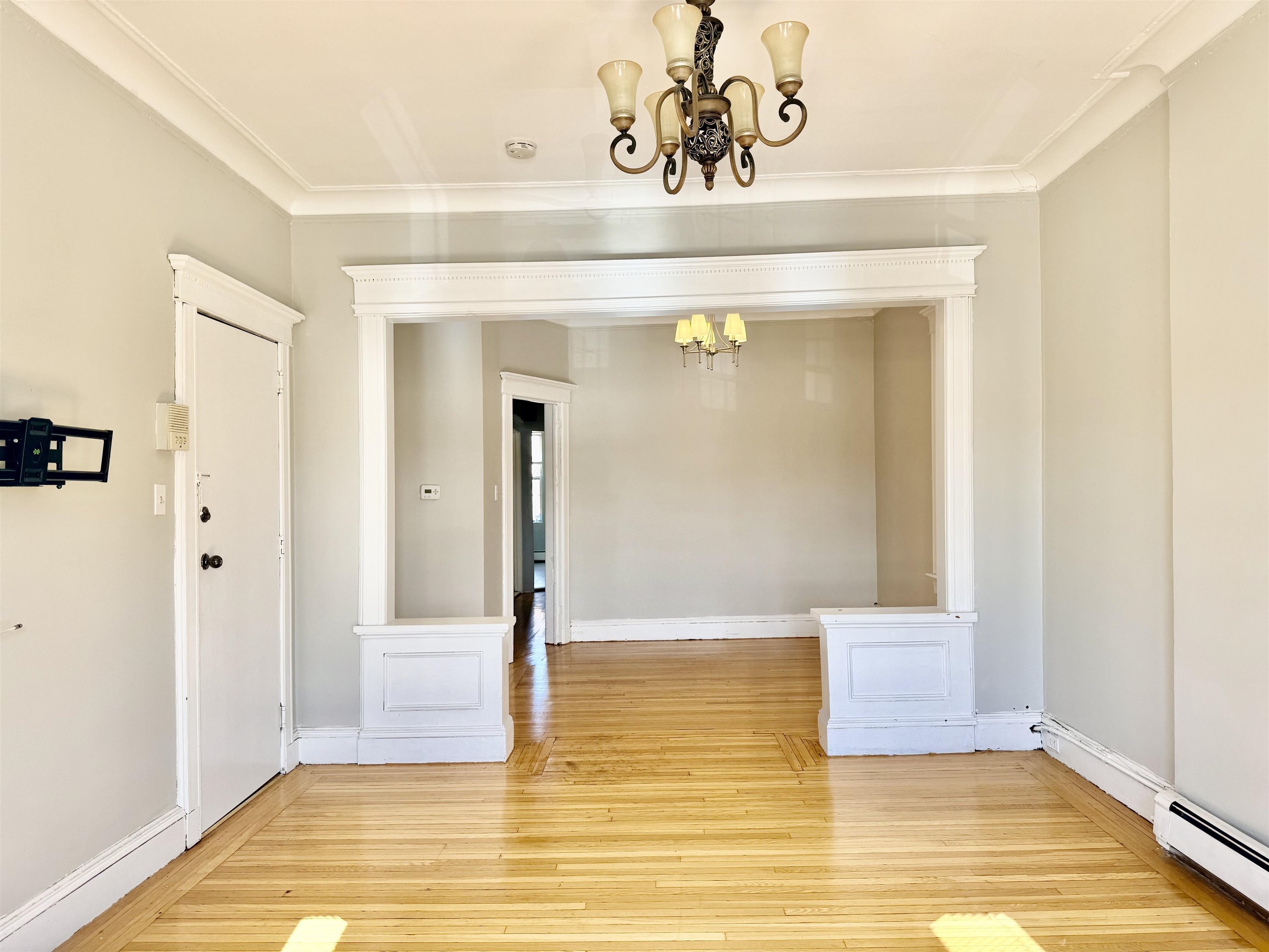 206 HIGHPOINT AVE Unit: 2