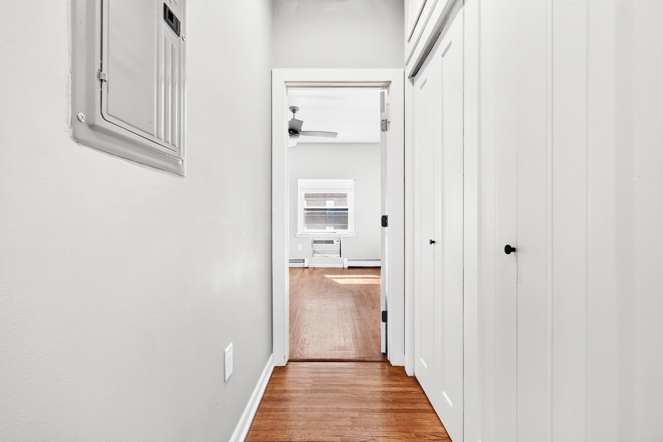 82 BLOOMFIELD ST