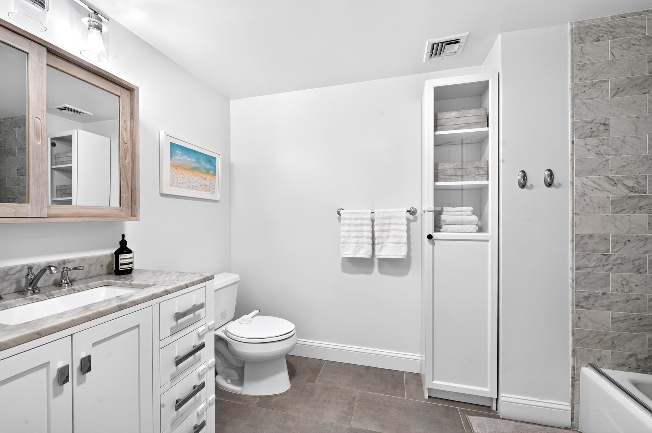 150 14TH ST Unit: 202
