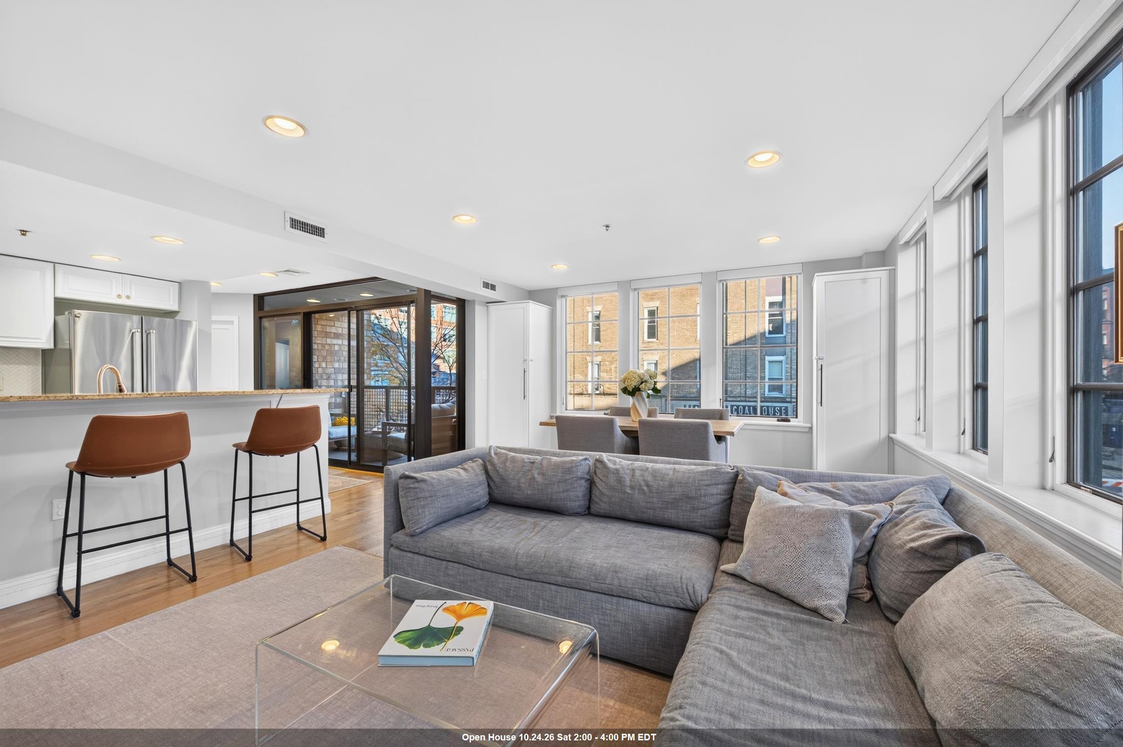 150 14TH ST Unit: 202