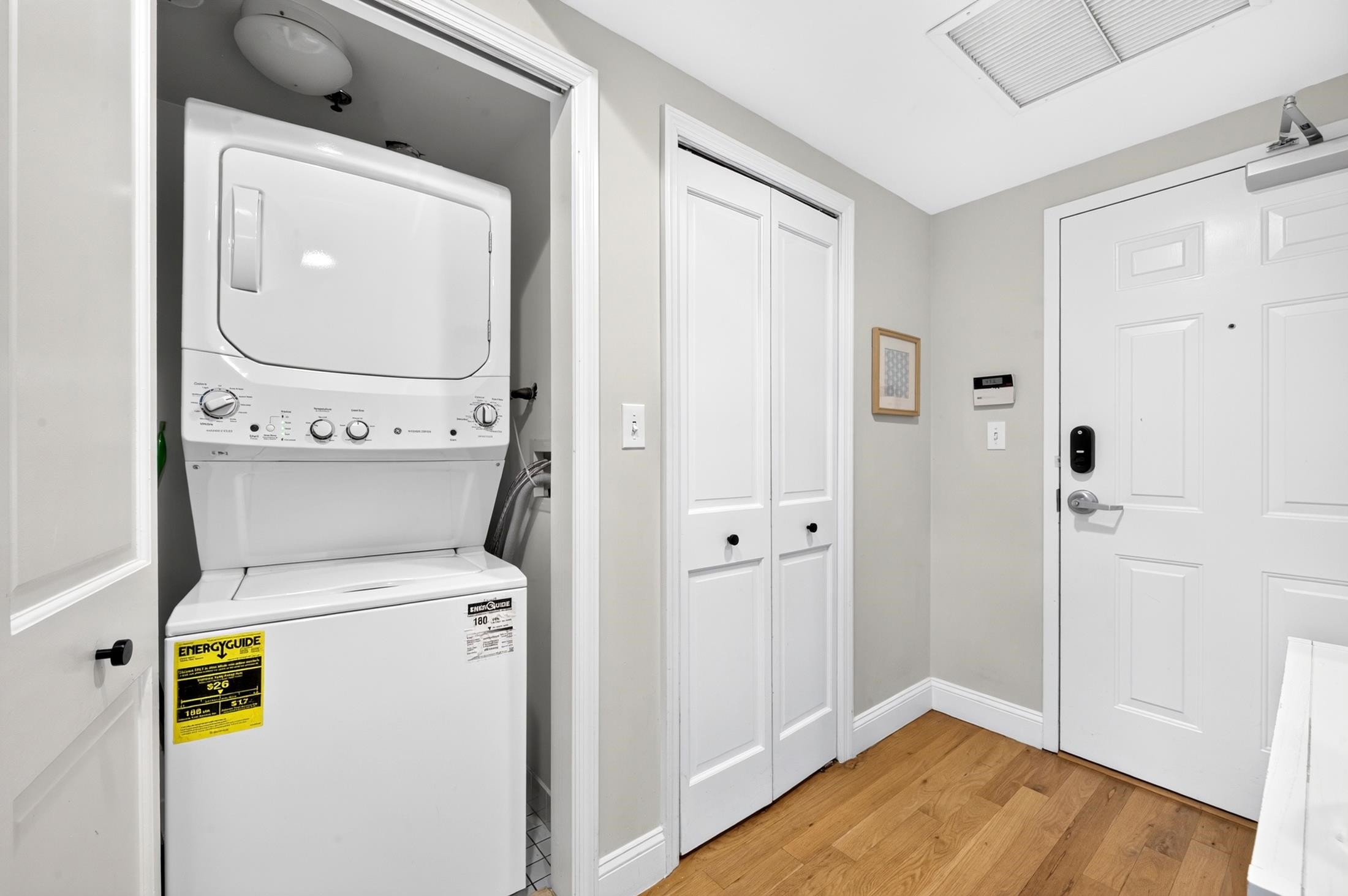 150 14TH ST Unit: 202