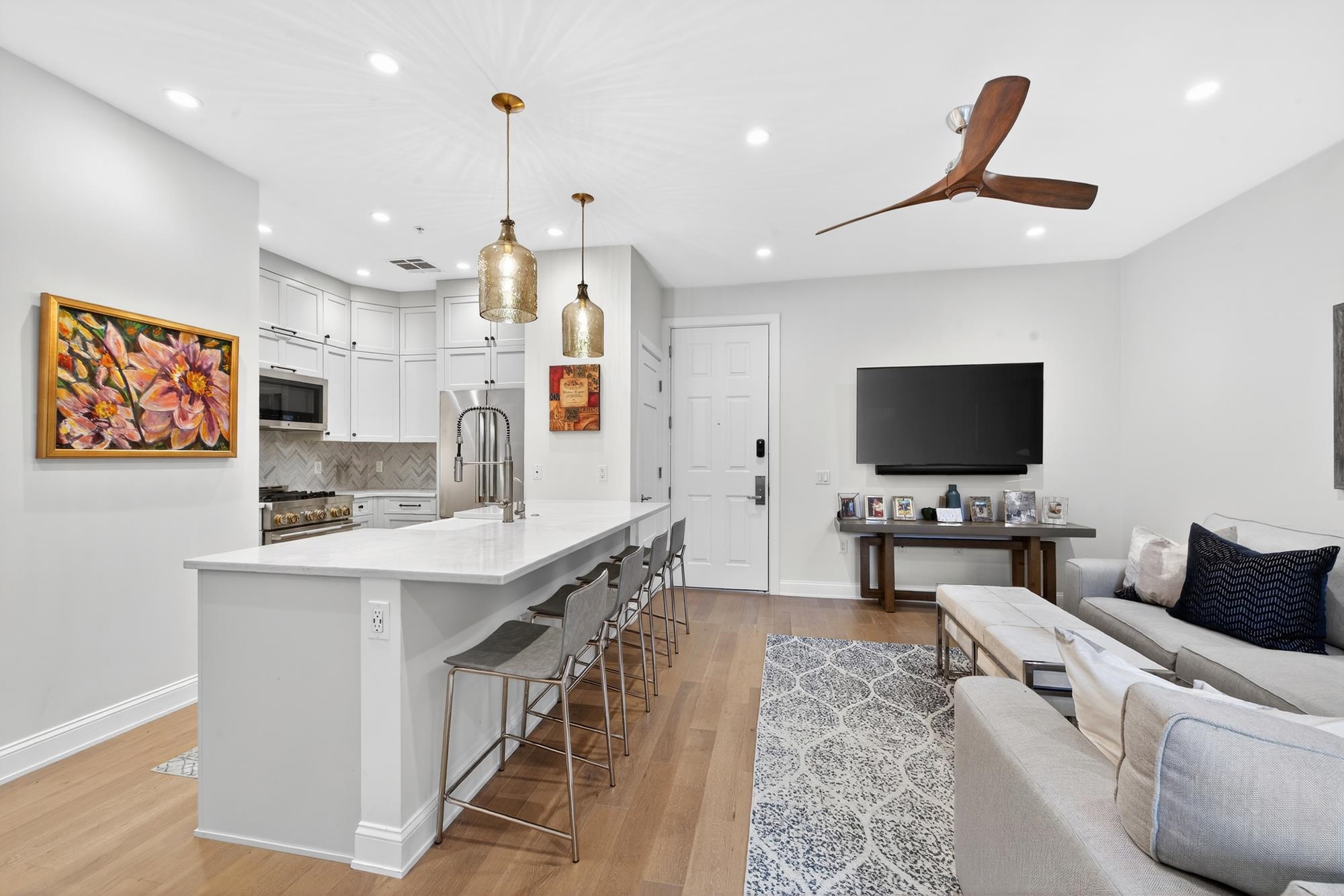 1300 GRAND ST Unit: 217