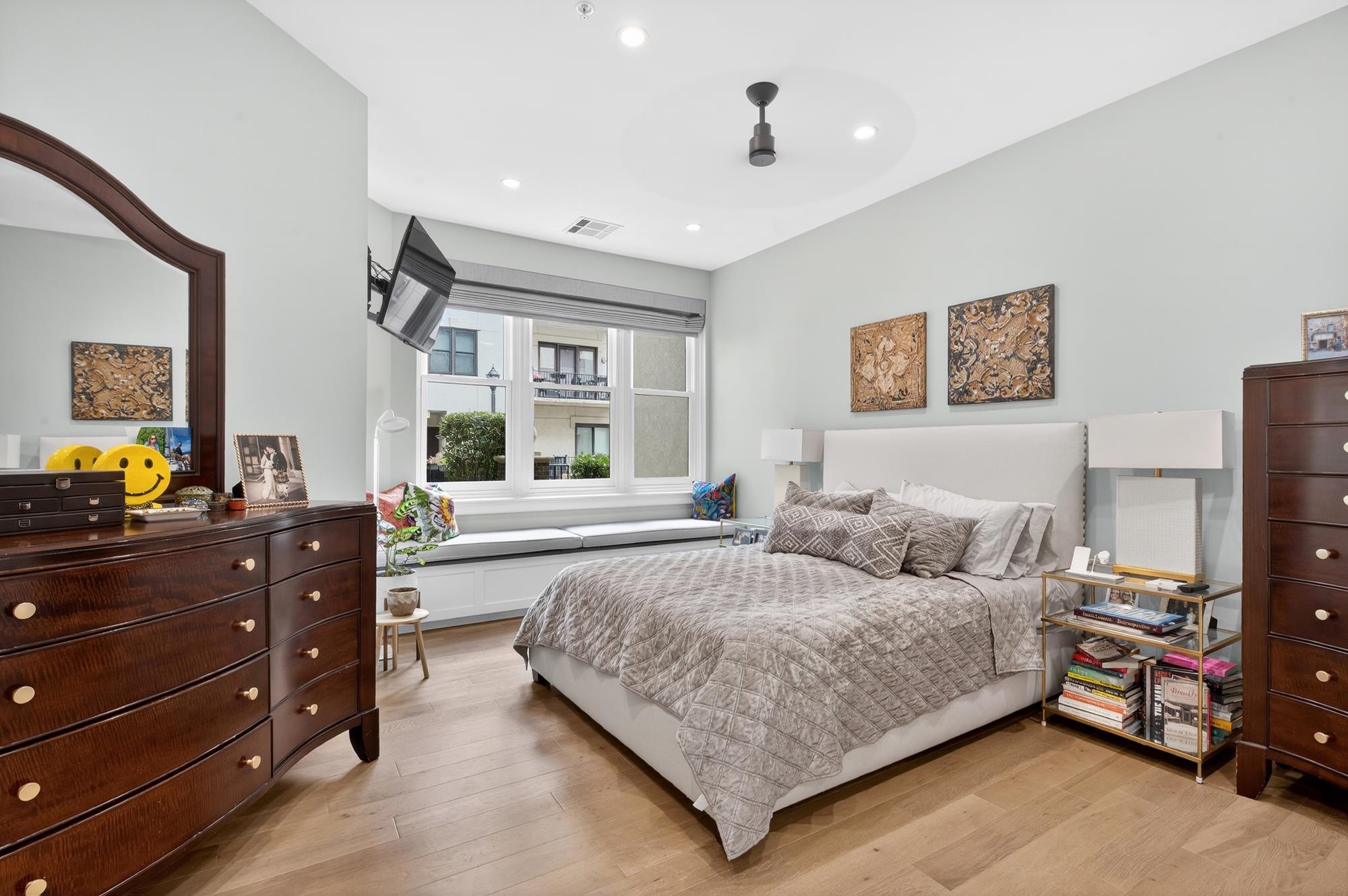 1300 GRAND ST Unit: 217