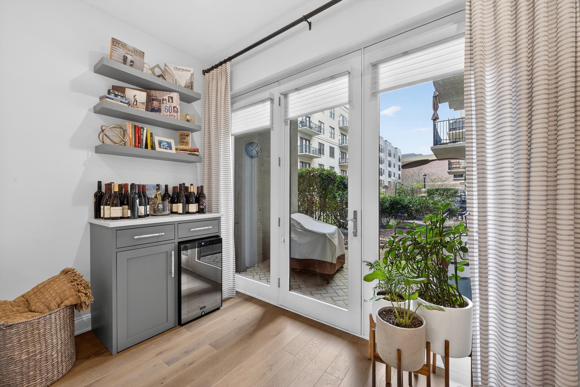 1300 GRAND ST Unit: 217