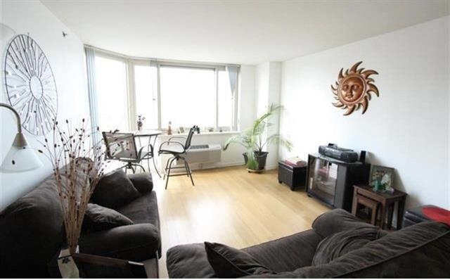 20 2ND ST Unit: 1105