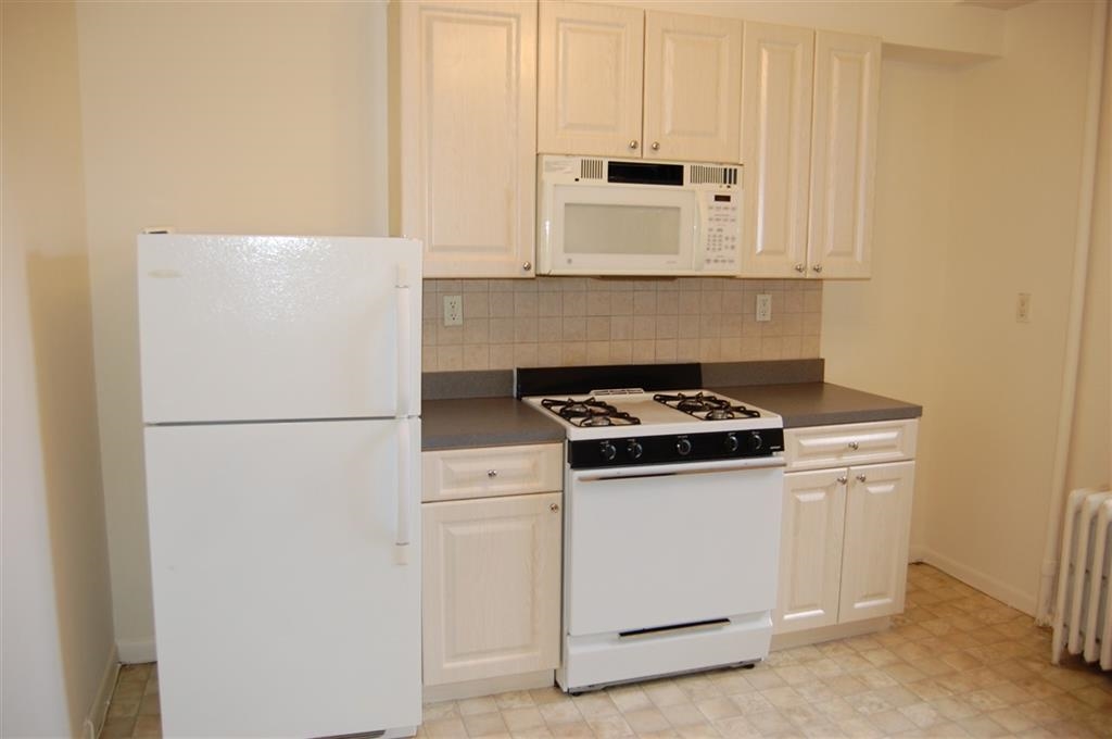 106 11TH ST Unit: 15