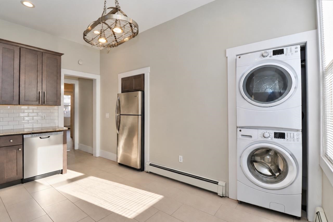 19 GRAHAM ST Unit: 1