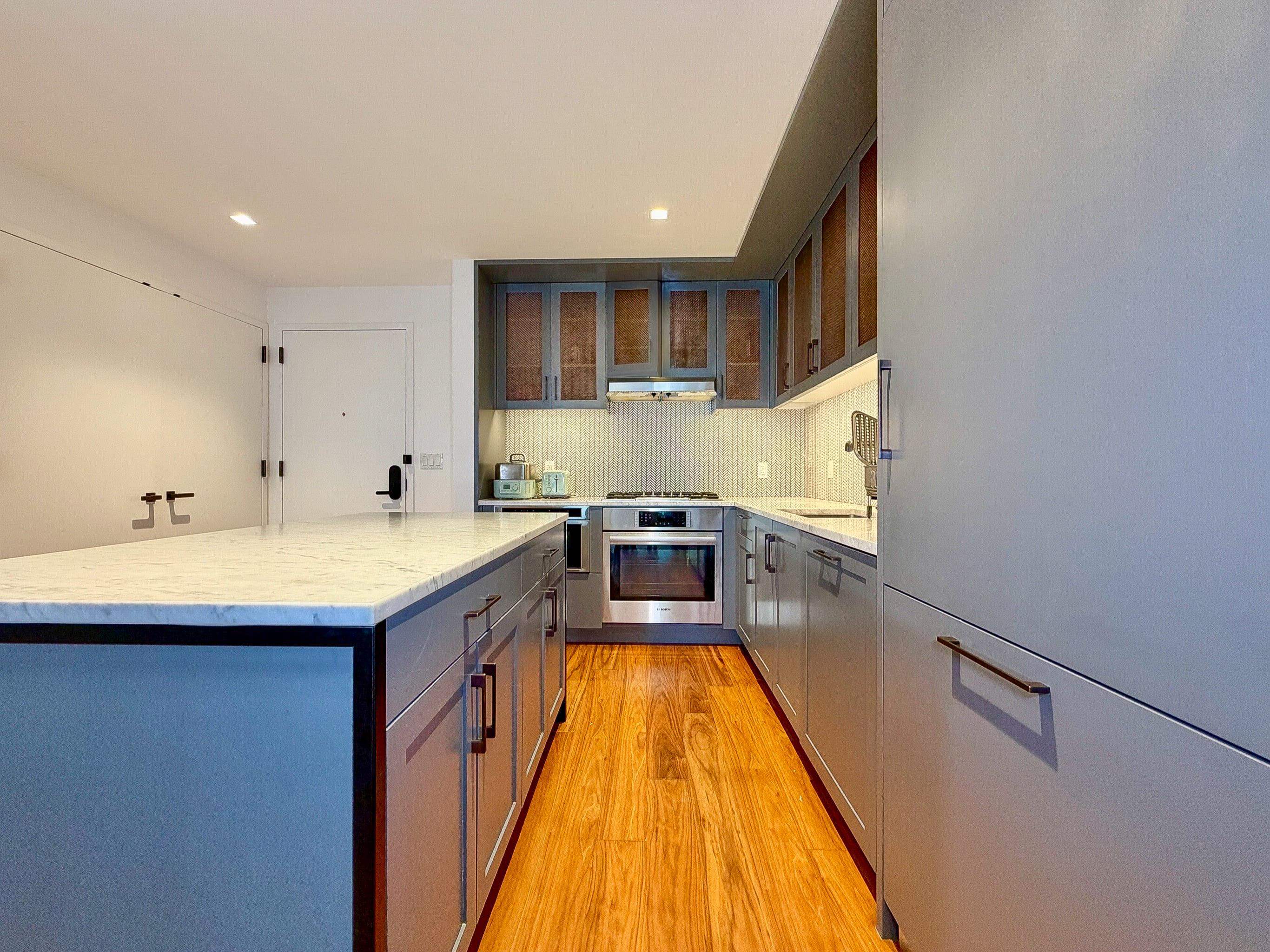 2 SHORE LANE Unit: 408