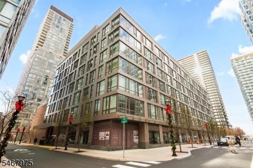 2 SHORE LANE Unit: 408