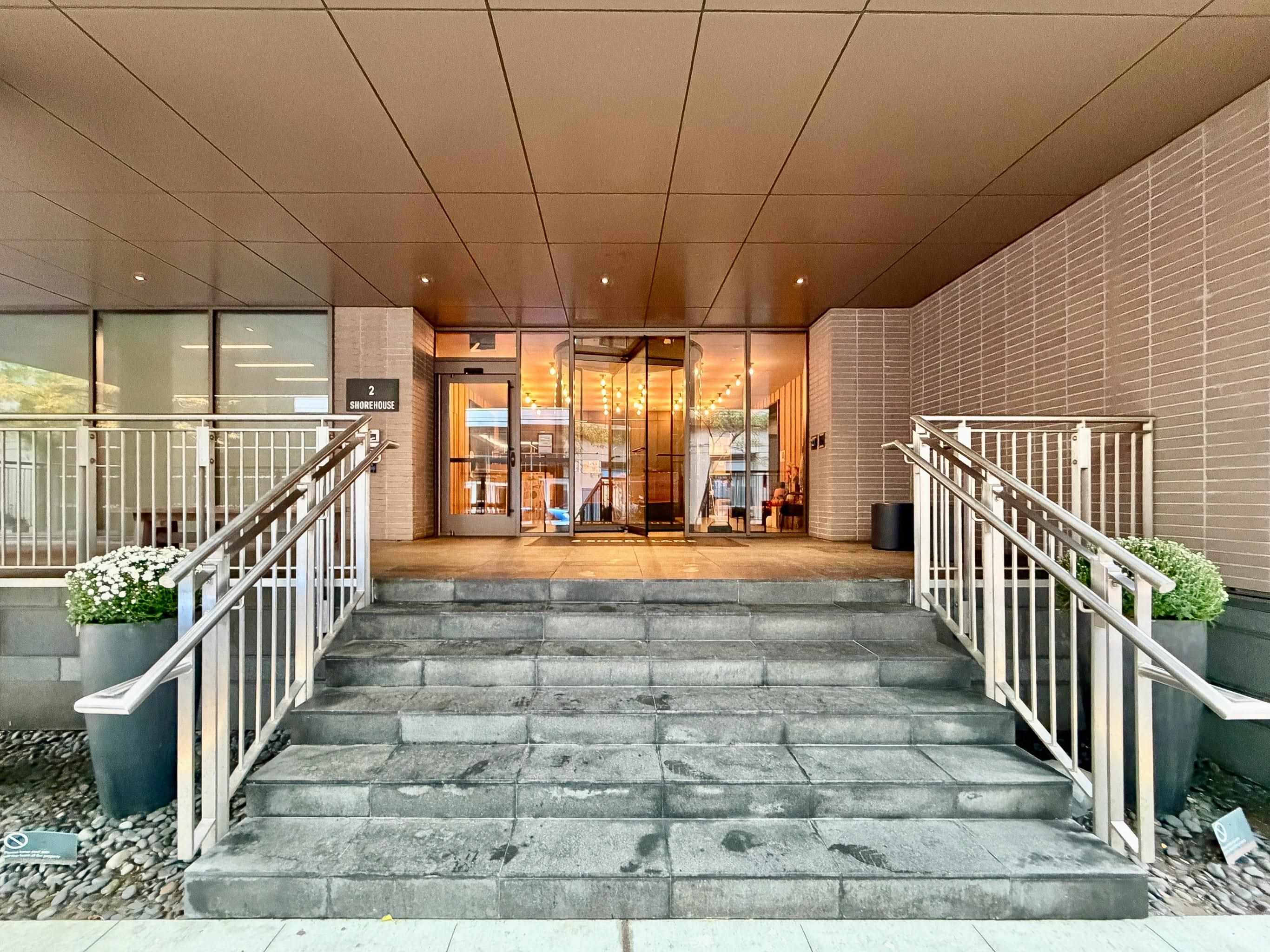 2 SHORE LANE Unit: 408