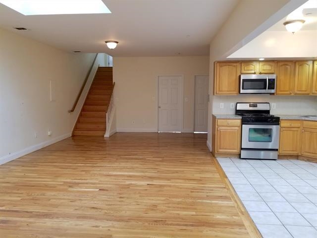 510 25TH ST Unit: 207