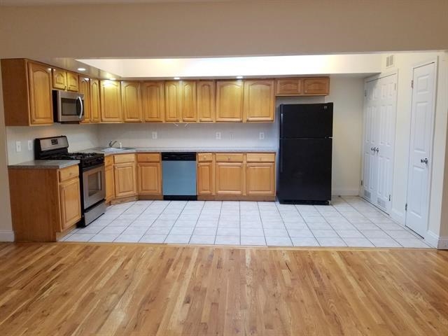 510 25TH ST Unit: 207