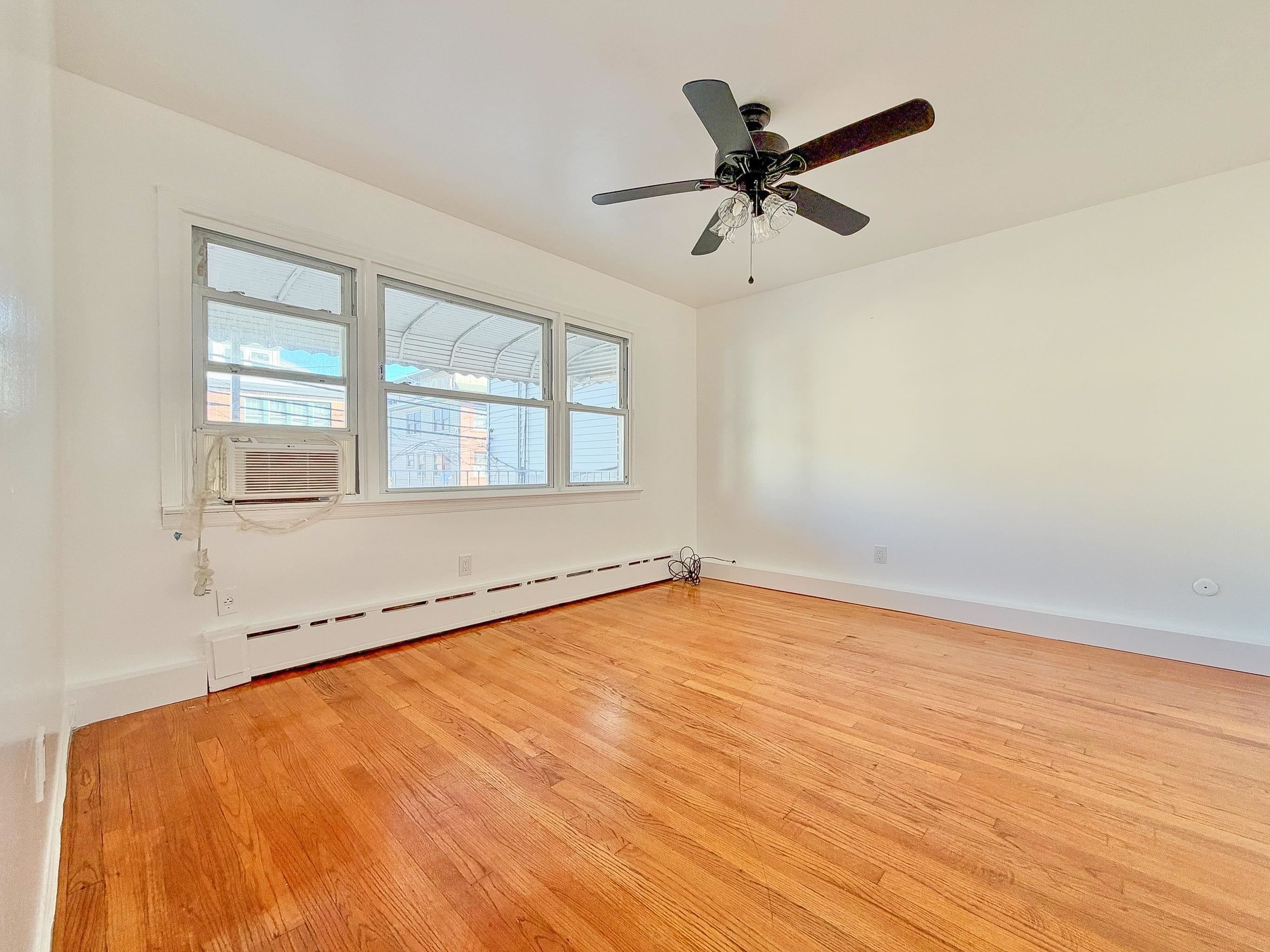 113 THORNE ST Unit: 1