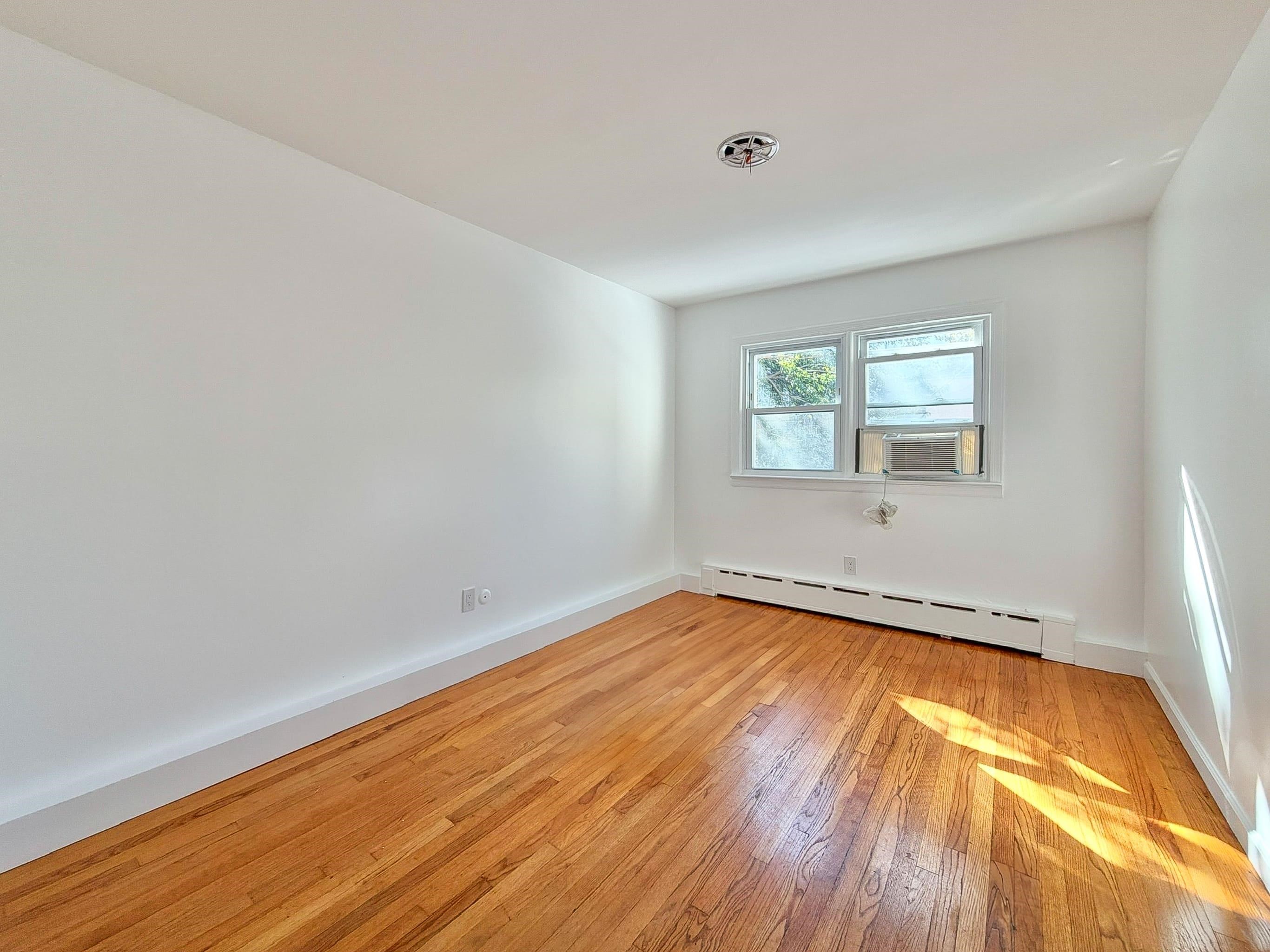 113 THORNE ST Unit: 1