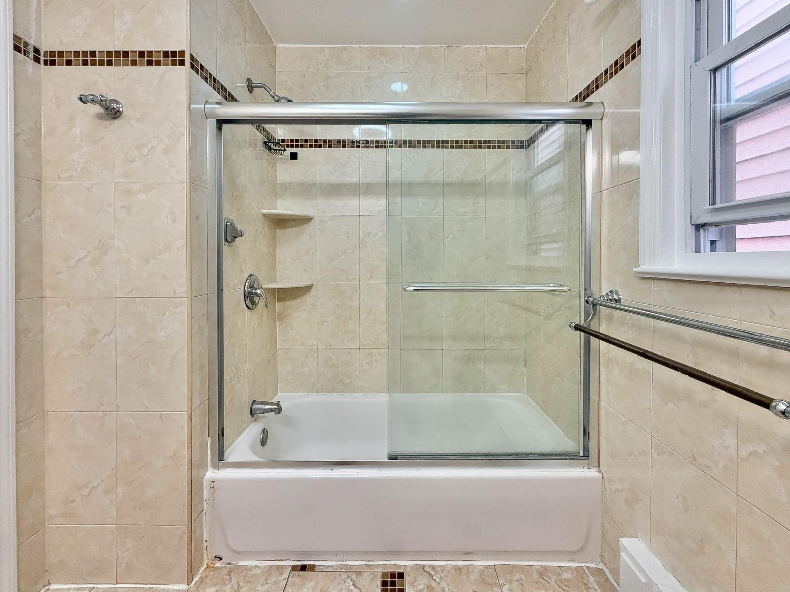 113 THORNE ST Unit: 1