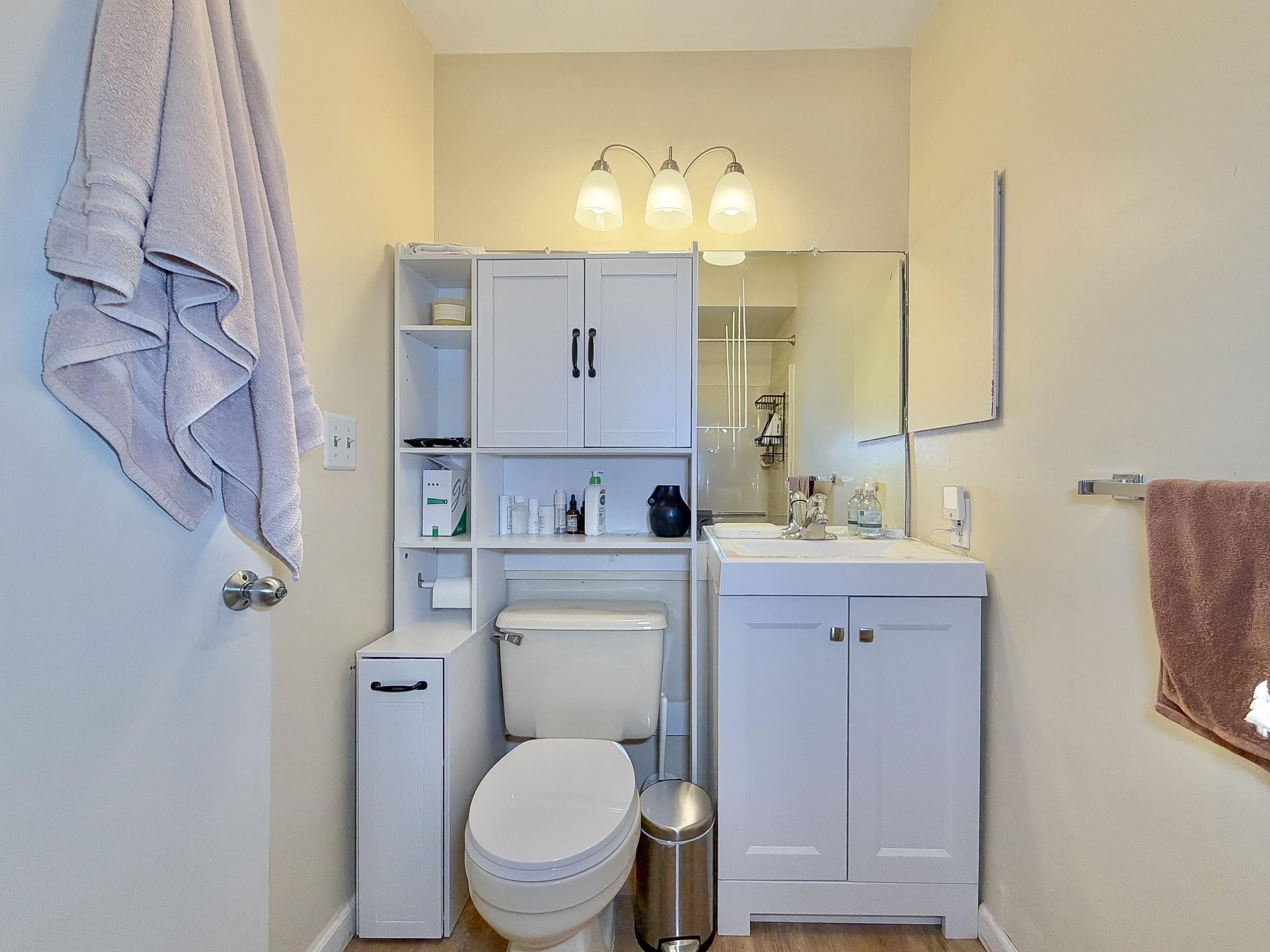 403 RIVER RENAISSANCE