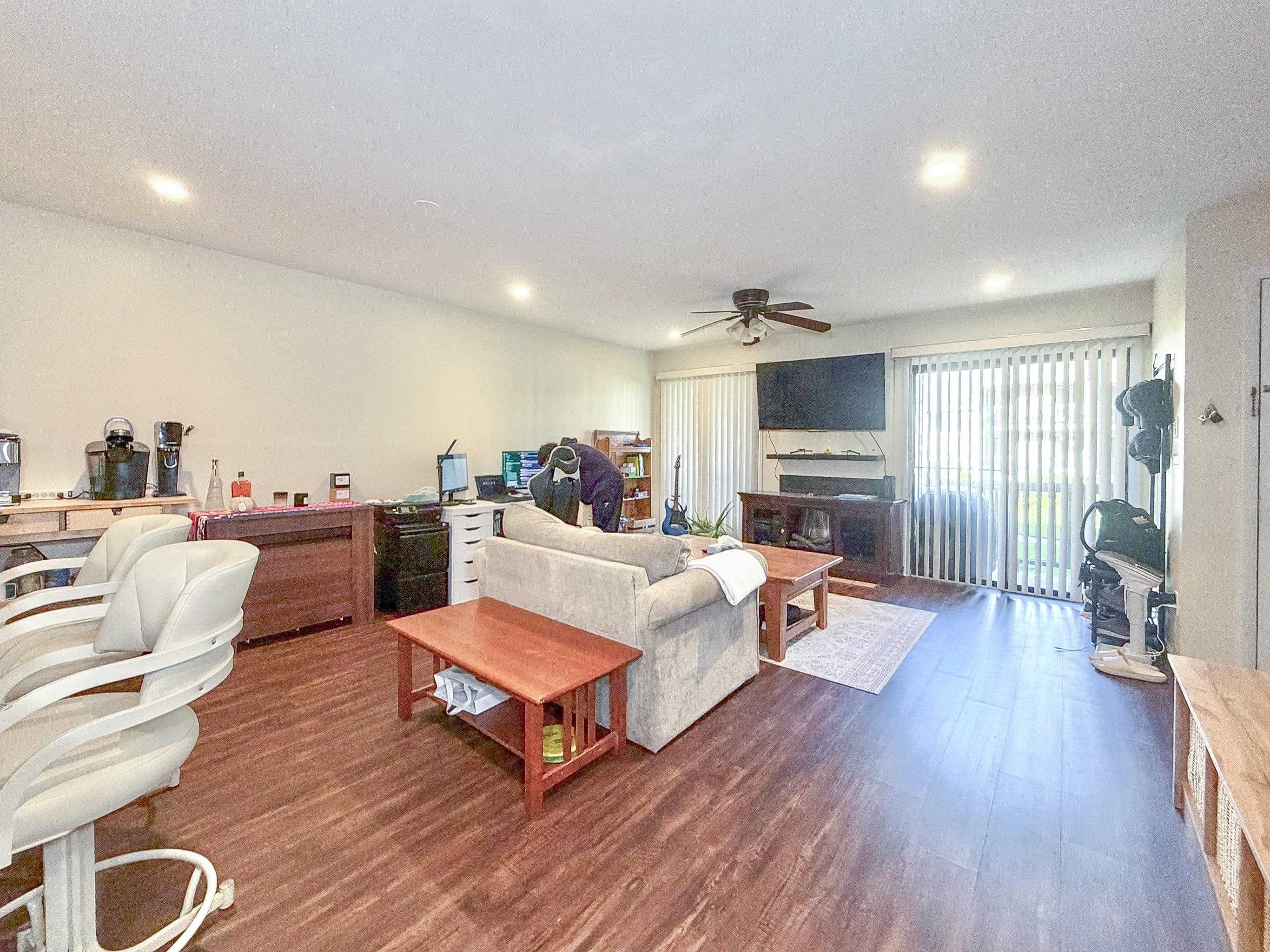 403 RIVER RENAISSANCE