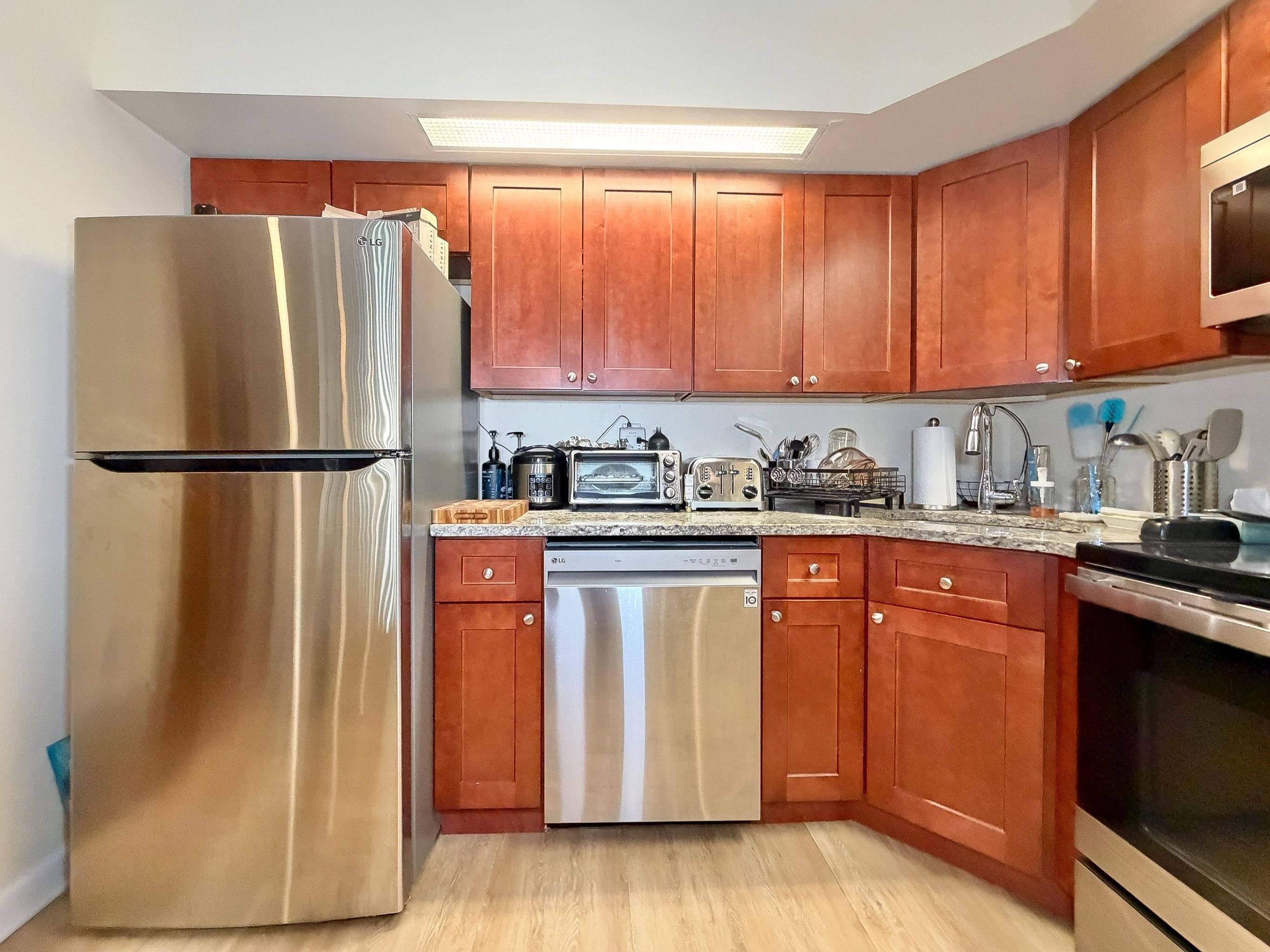 403 RIVER RENAISSANCE